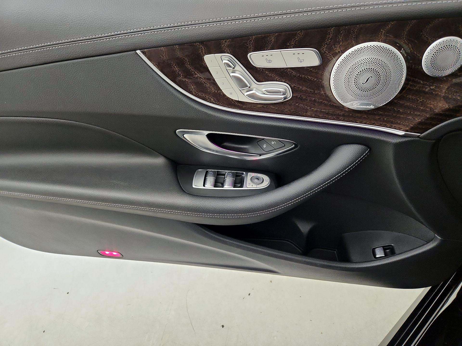 Thumbnail: 2020 Mercedes-Benz E-Class - 12
