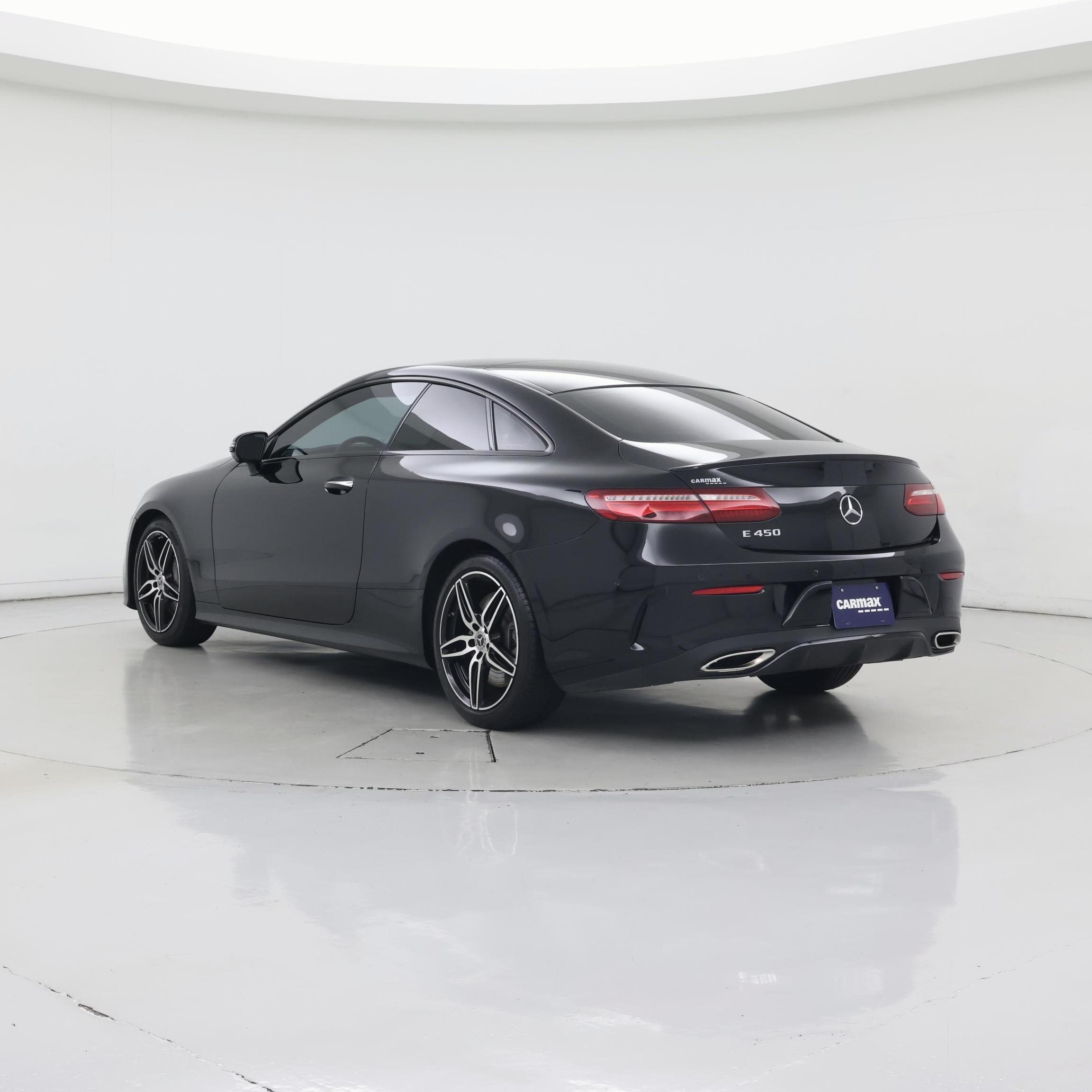 Thumbnail: 2020 Mercedes-Benz E-Class - 2