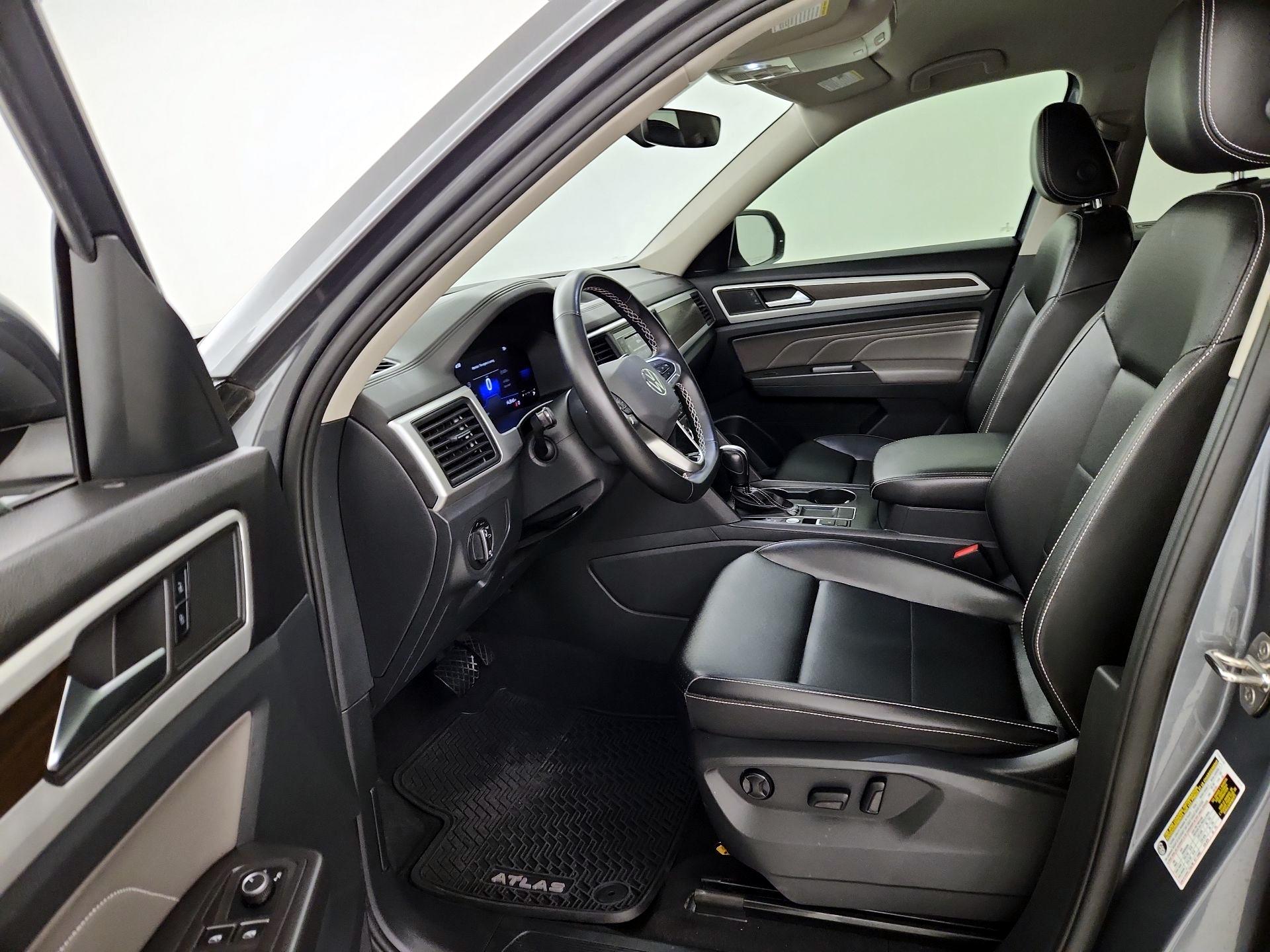 Thumbnail: 2022 Volkswagen Atlas - 11