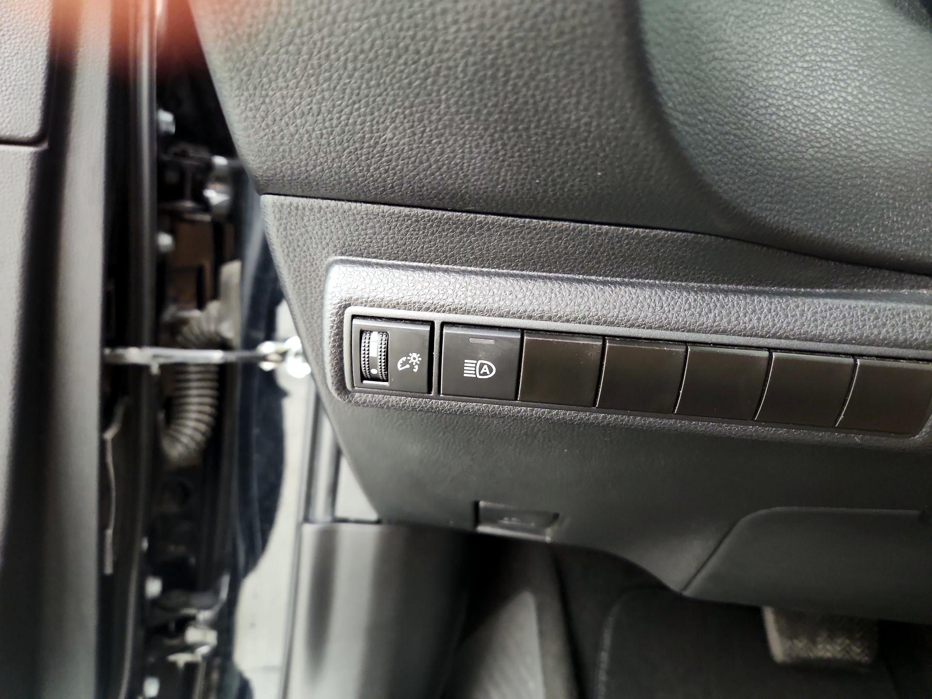 Thumbnail: 2024 Toyota Corolla - 13