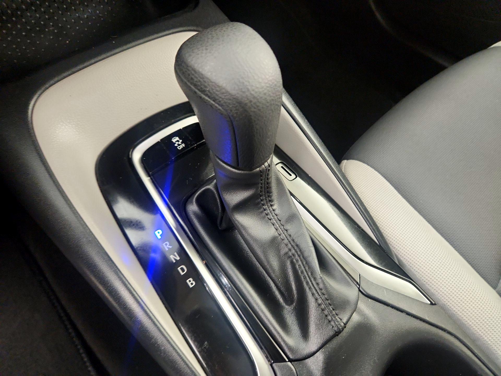 Thumbnail: 2023 Toyota Corolla - 18