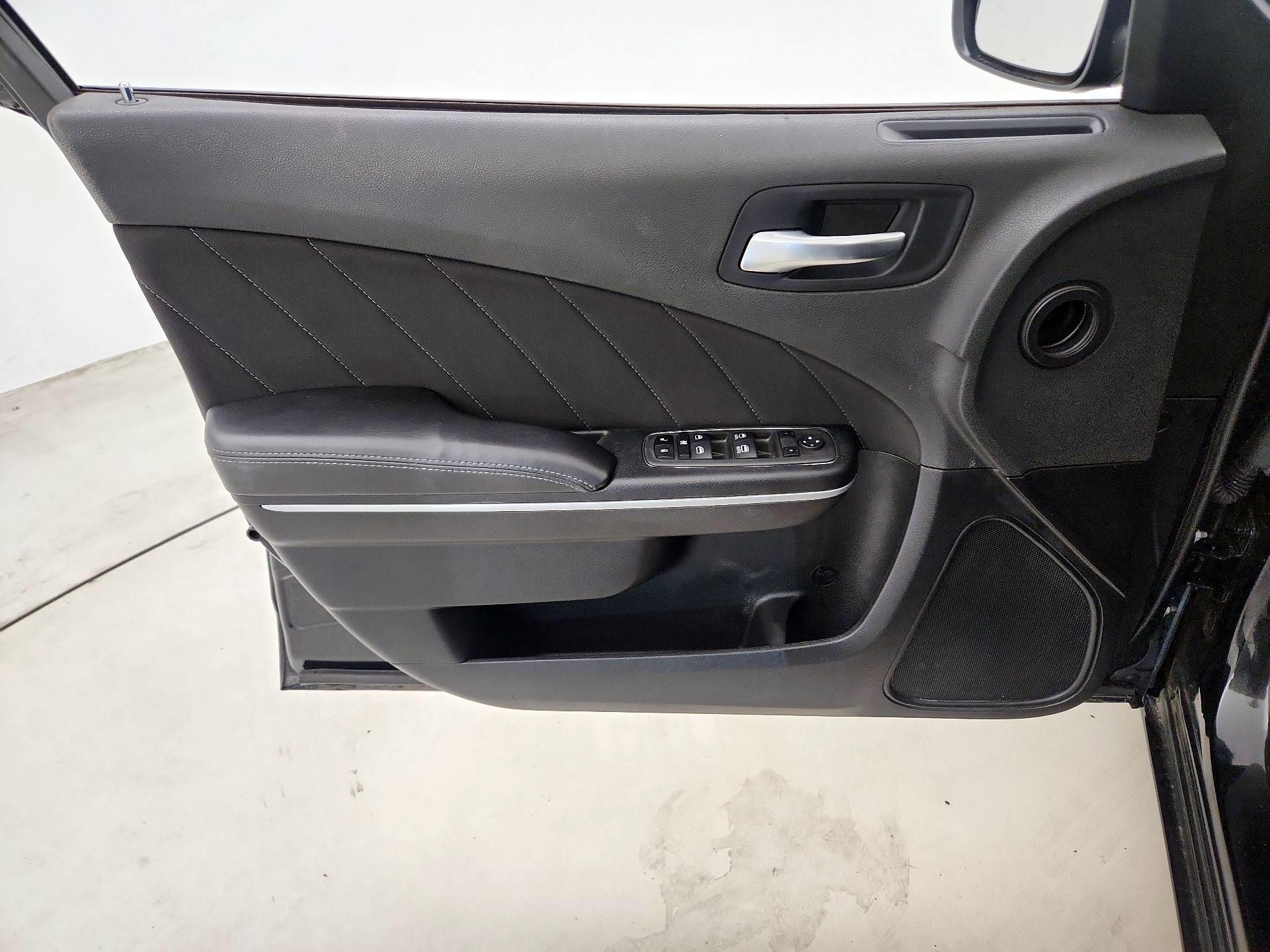 Thumbnail: 2022 Dodge Charger - 12