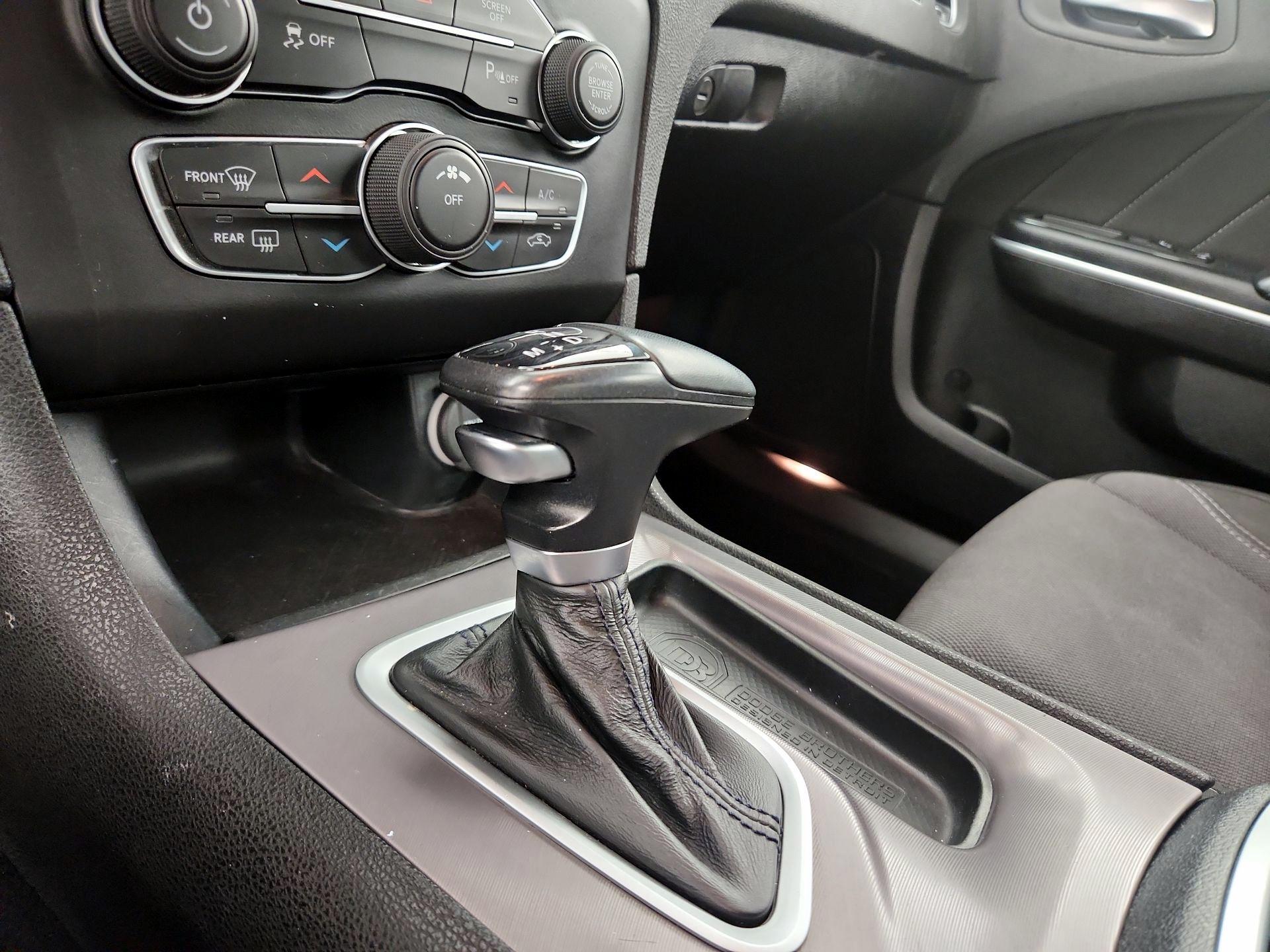 Thumbnail: 2022 Dodge Charger - 15