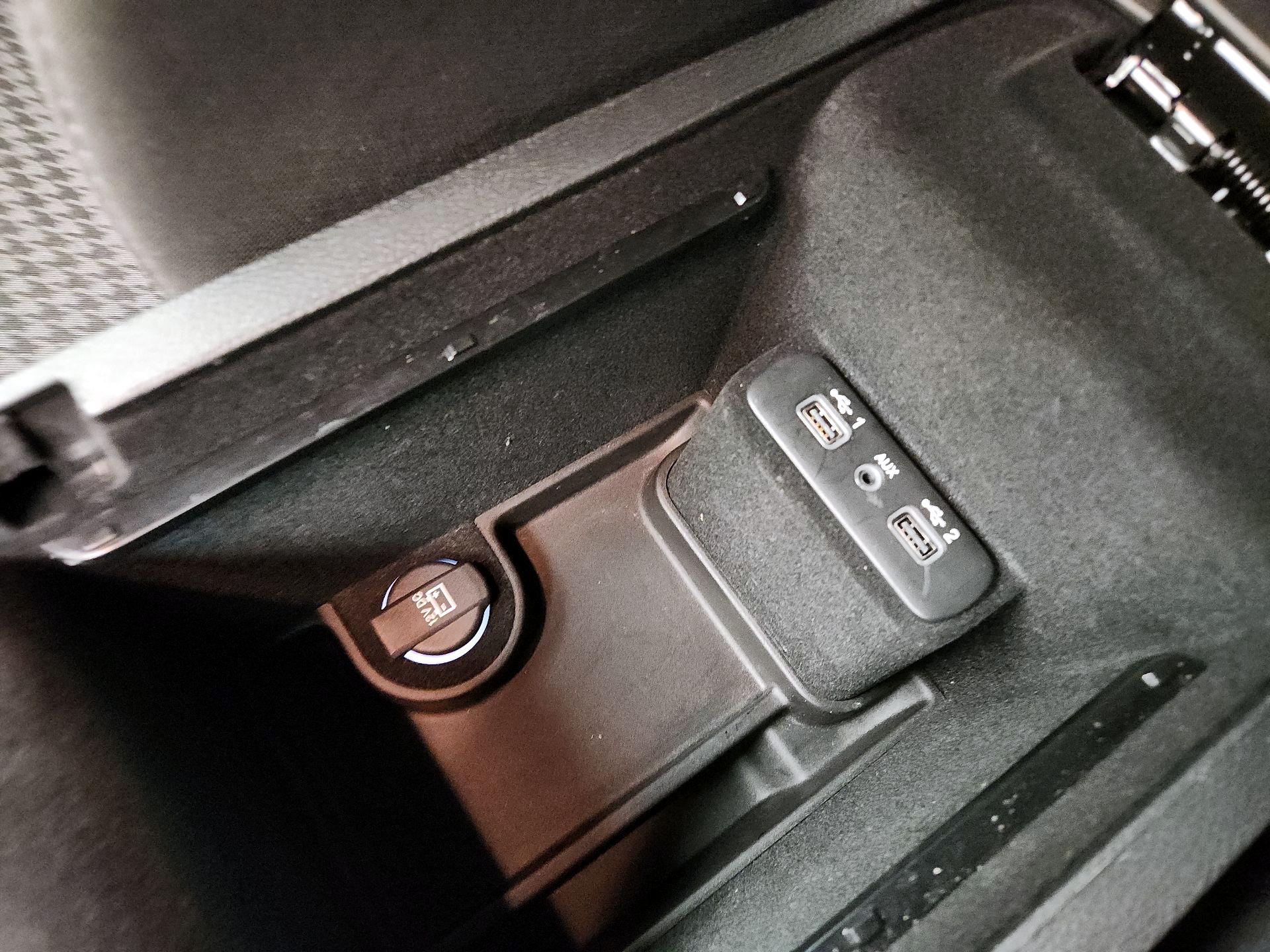 Thumbnail: 2023 Dodge Charger - 18