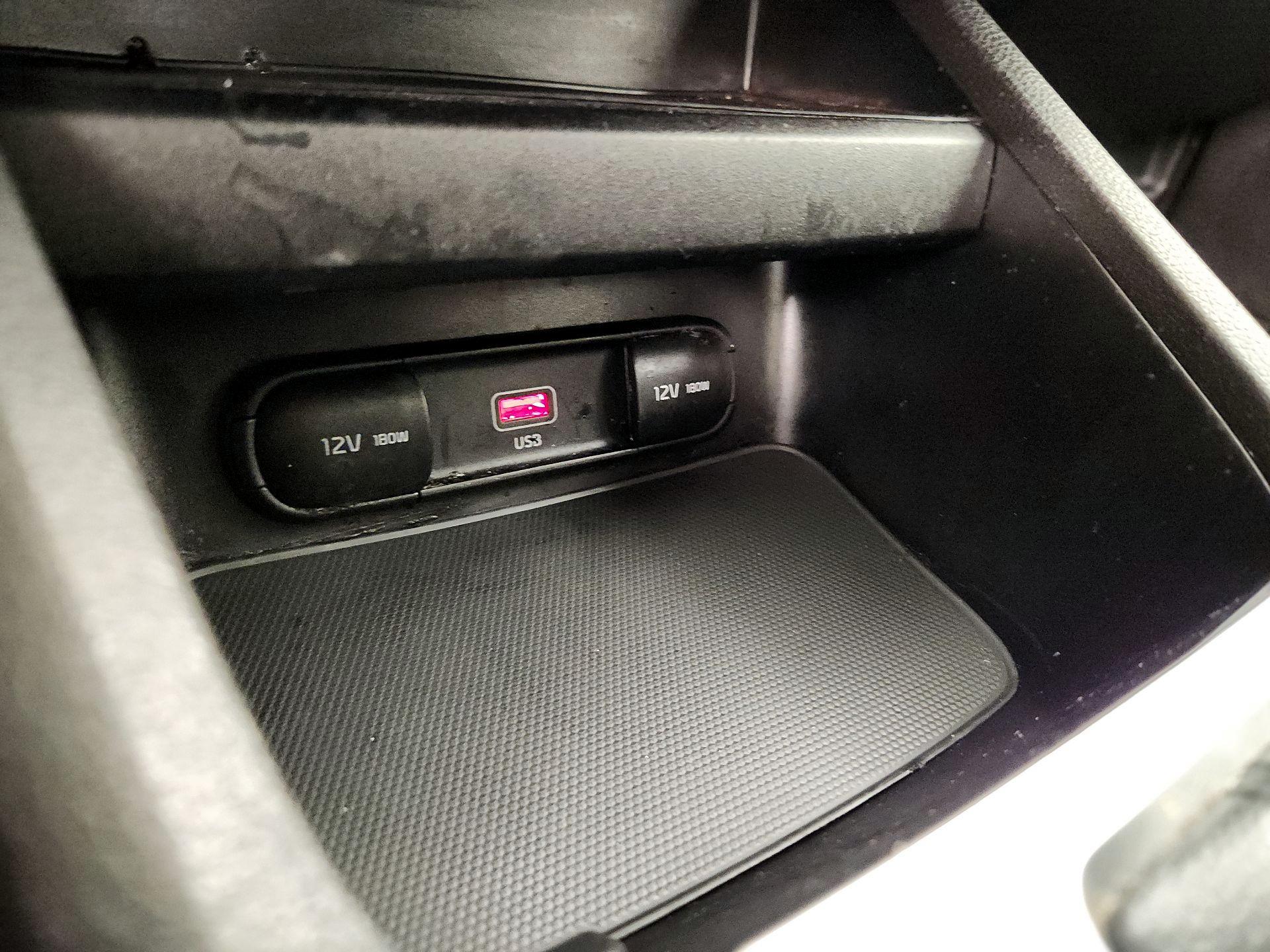 Thumbnail: 2023 Kia Forte - 18