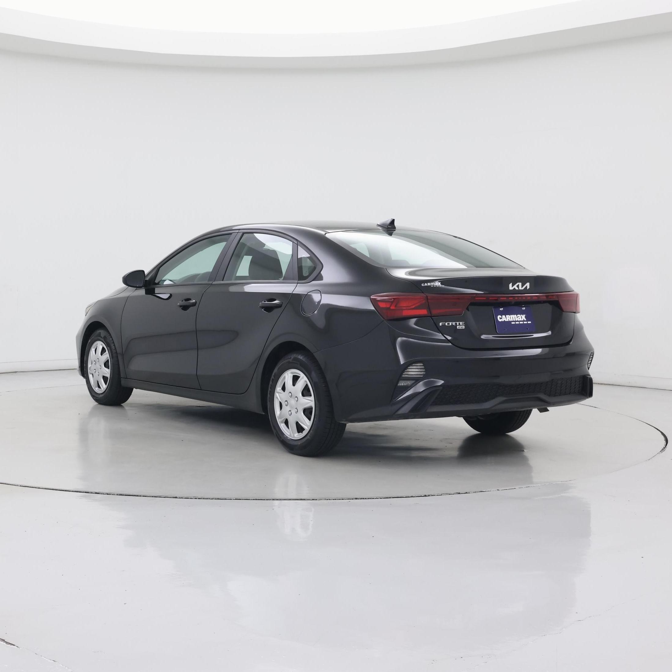 Thumbnail: 2023 Kia Forte - 2