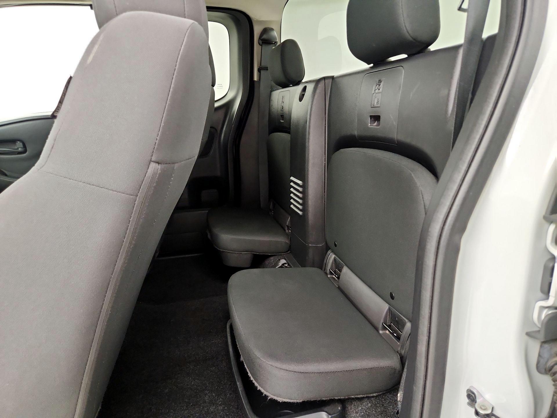 Thumbnail: 2022 Nissan Frontier - 17