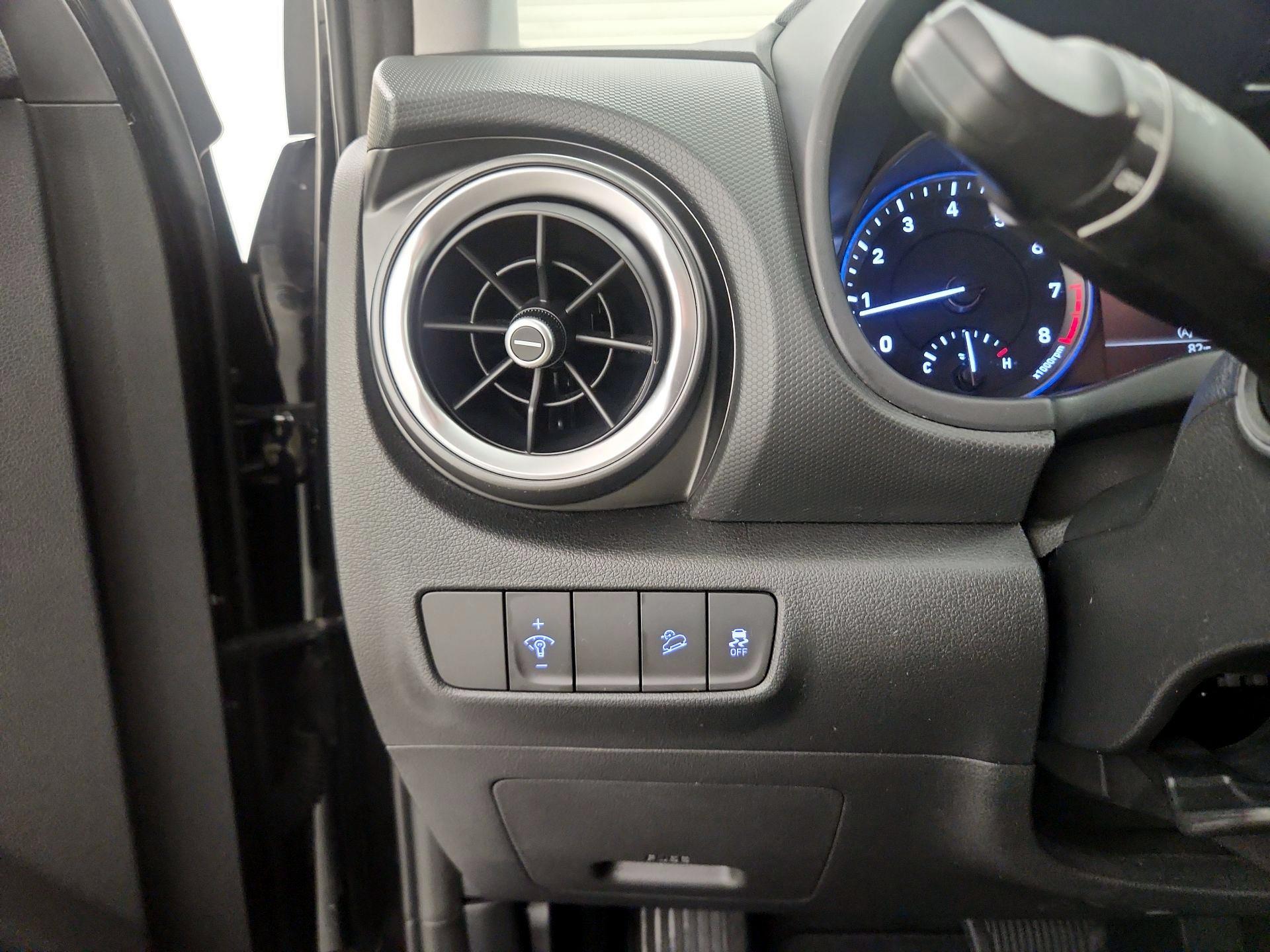 Thumbnail: 2022 Hyundai Kona - 11