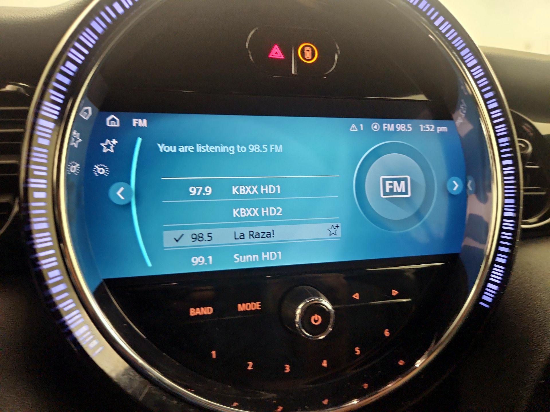 Thumbnail: 2022 MINI Cooper - 13