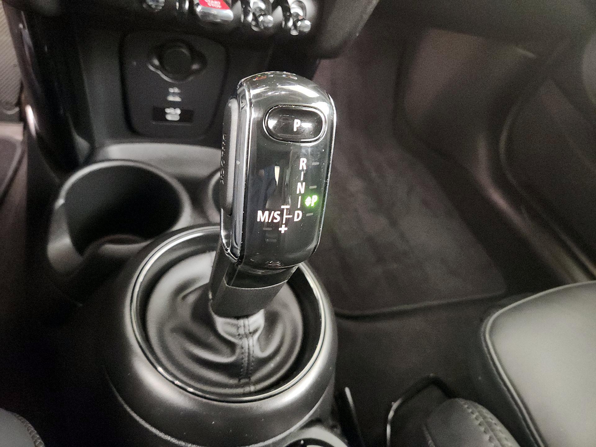 Thumbnail: 2022 MINI Cooper - 15