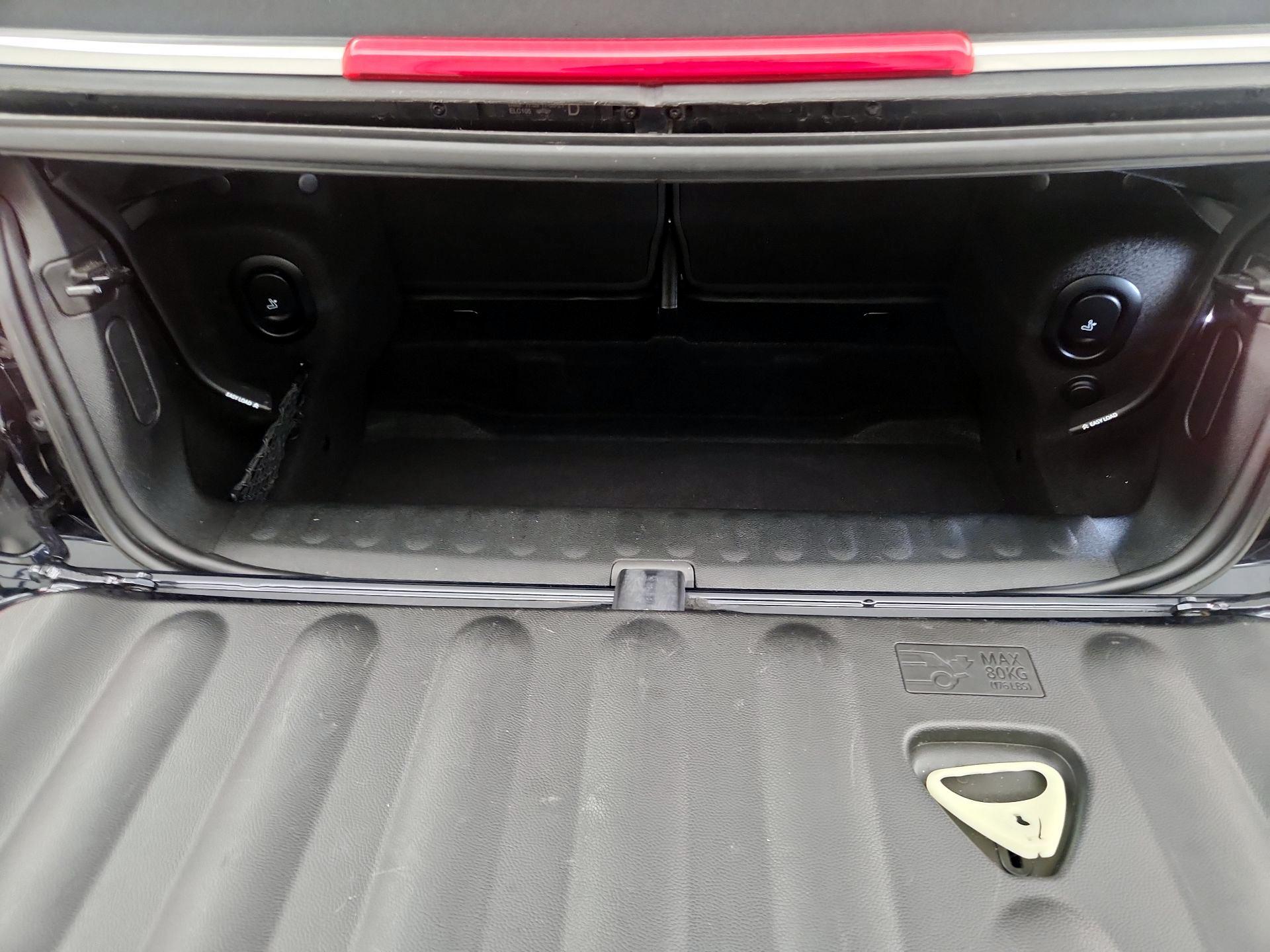 Thumbnail: 2022 MINI Cooper - 18