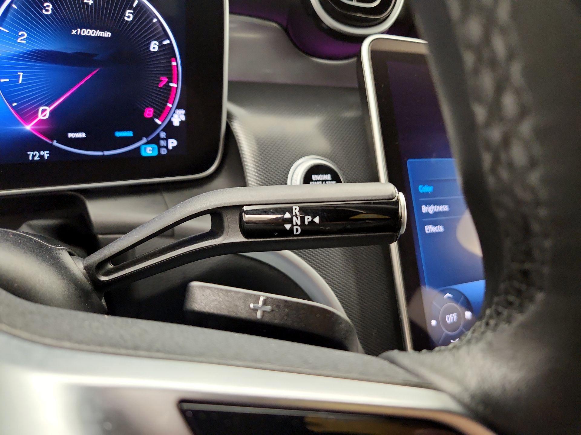 Thumbnail: 2024 Mercedes-Benz GLC - 15