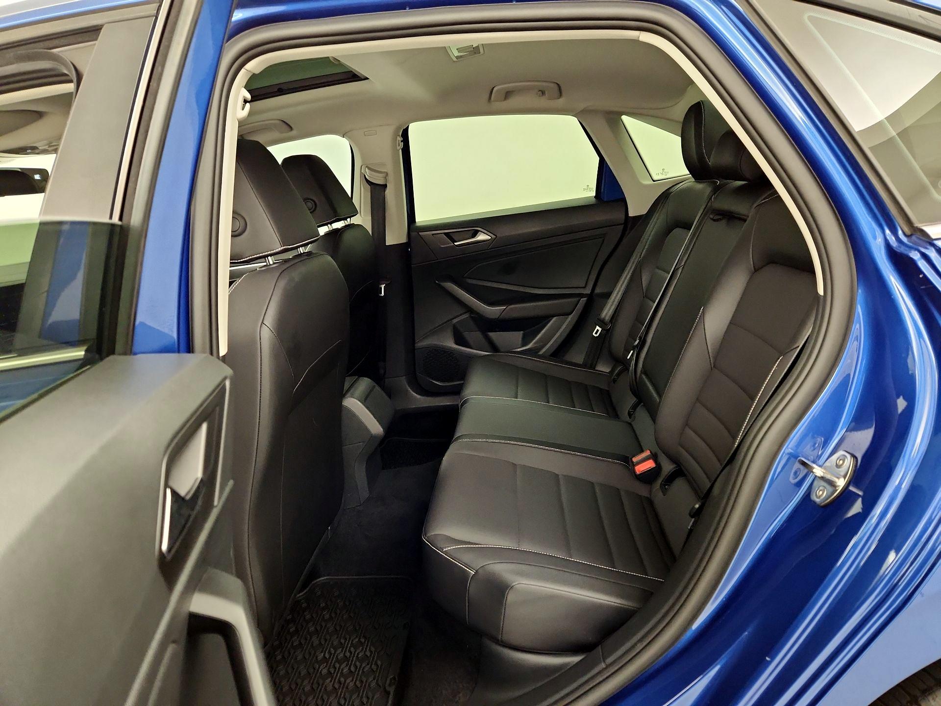 Thumbnail: 2024 Volkswagen Jetta - 20