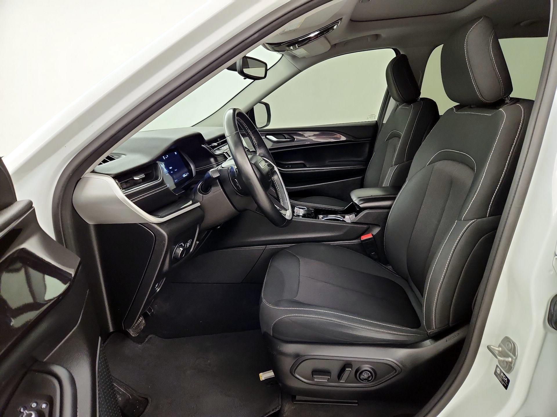 Thumbnail: 2021 Jeep Grand Cherokee L - 11