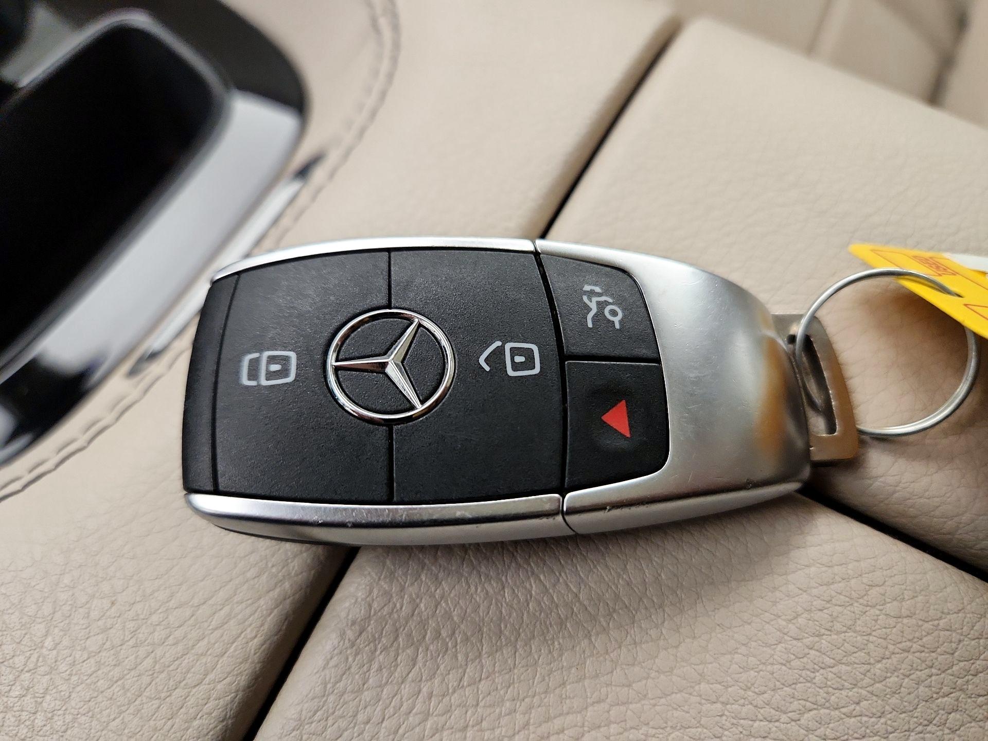 Thumbnail: 2020 Mercedes-Benz GLE - 18