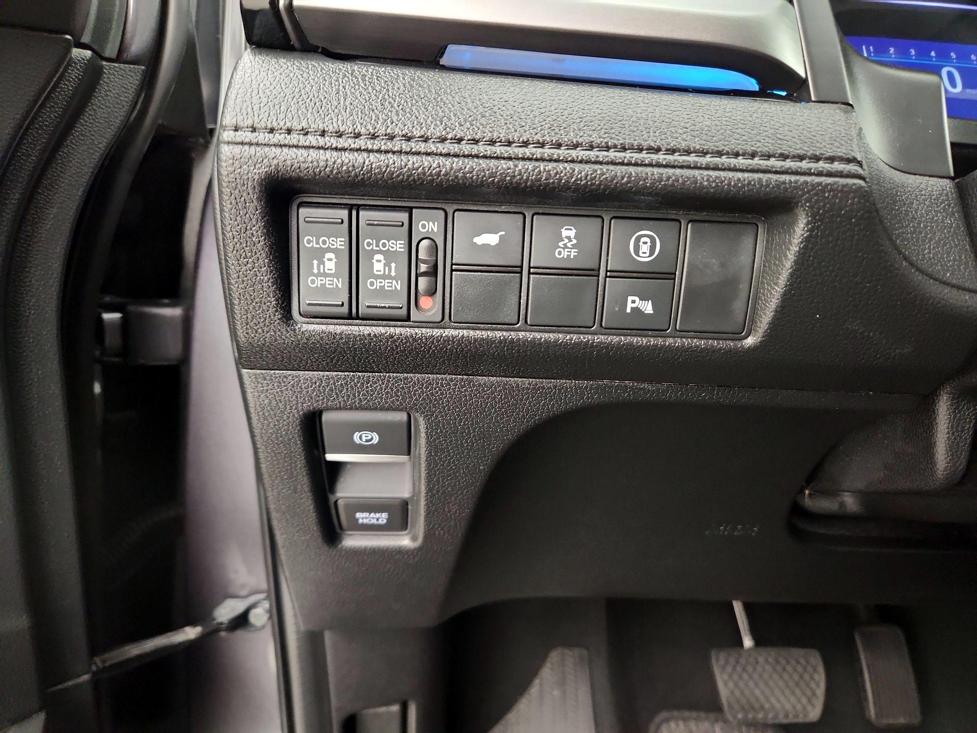 Thumbnail: 2022 Honda Odyssey - 13