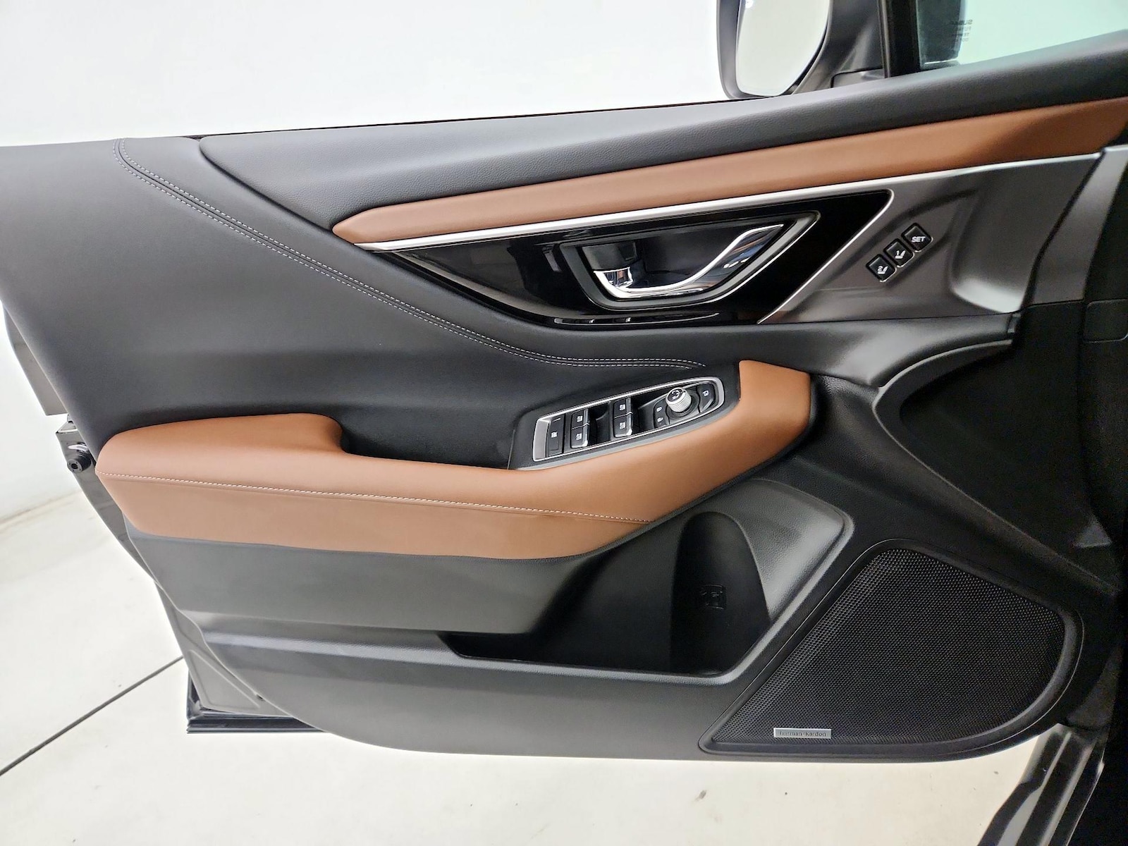 2022 Subaru Outback Touring - Photo 13