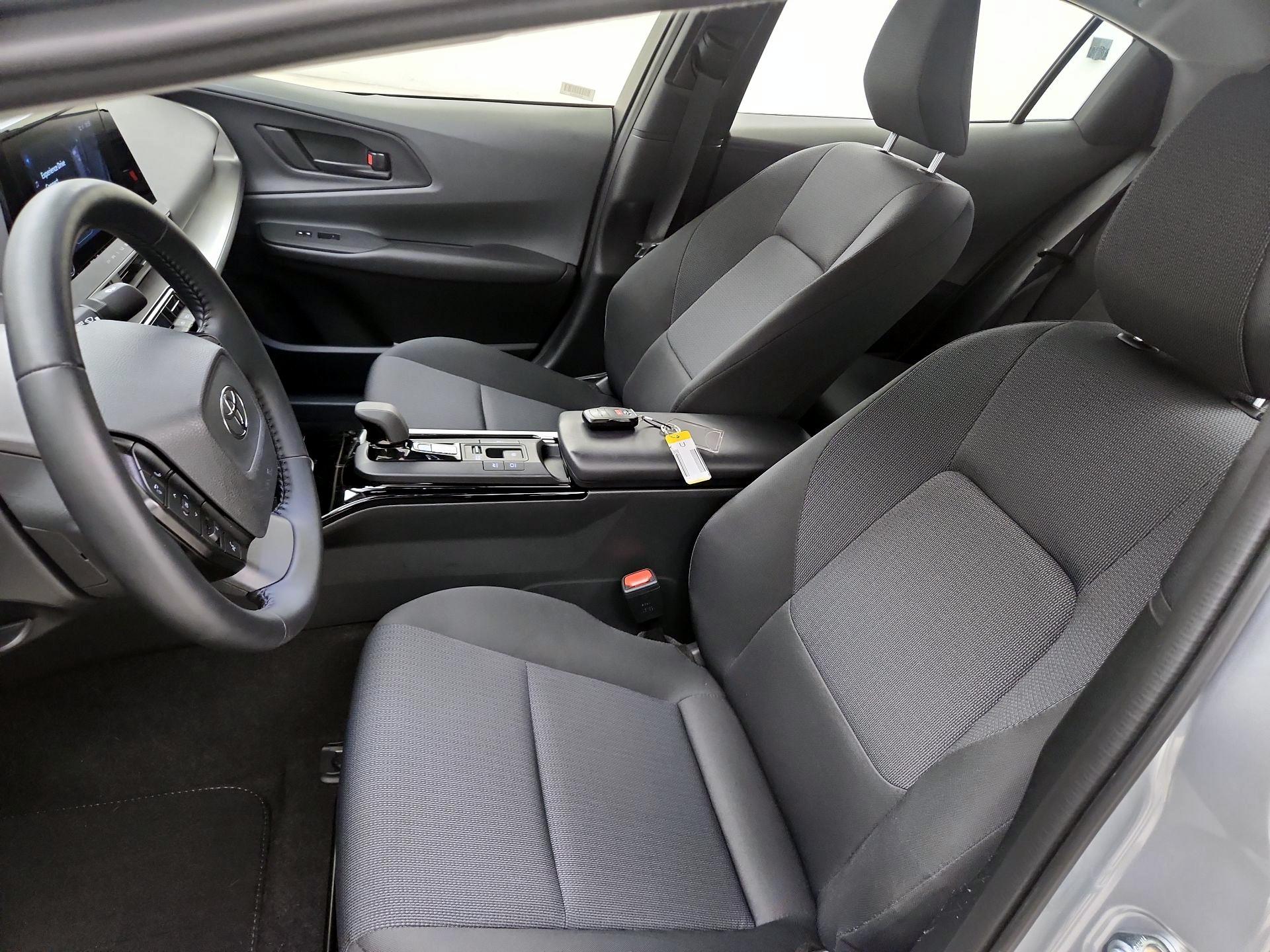 Thumbnail: 2025 Toyota Prius - 11