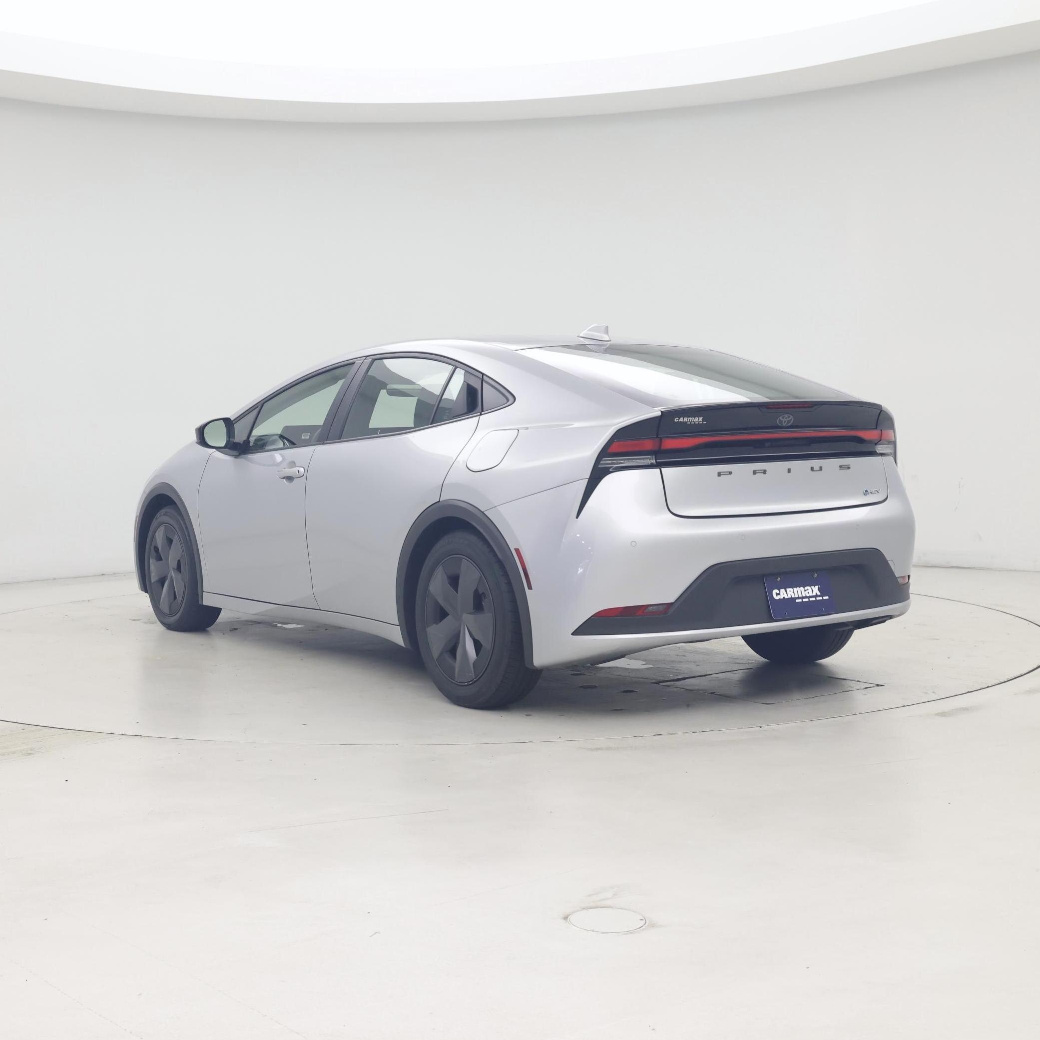 Thumbnail: 2025 Toyota Prius - 2