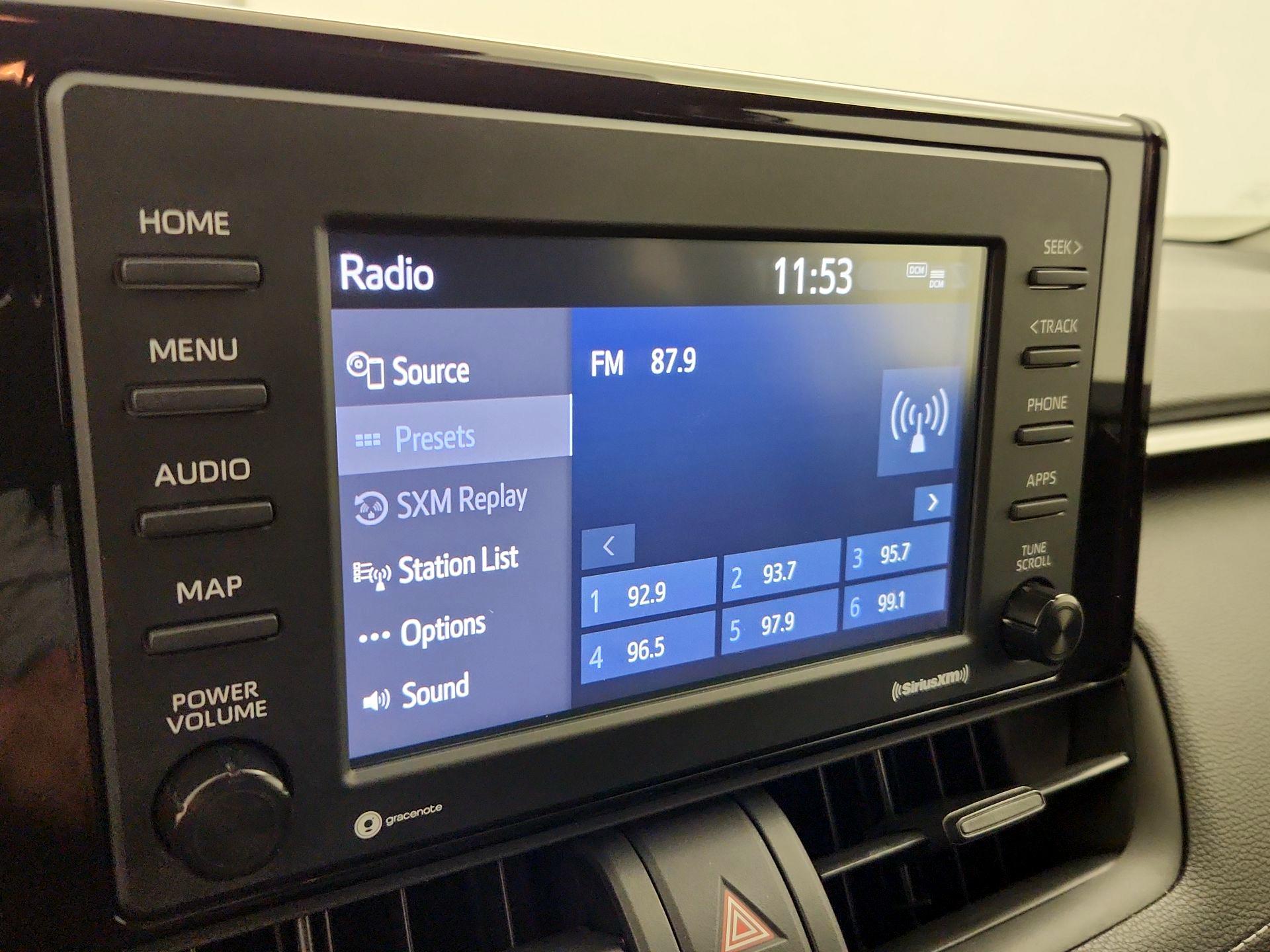 Thumbnail: 2021 Toyota RAV4 - 15