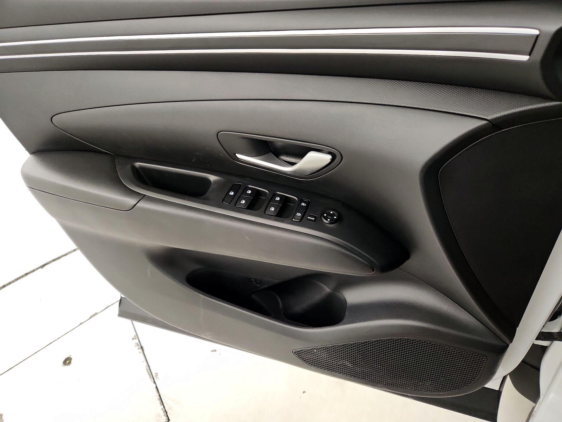 Thumbnail: 2022 Hyundai Santa Cruz - 12