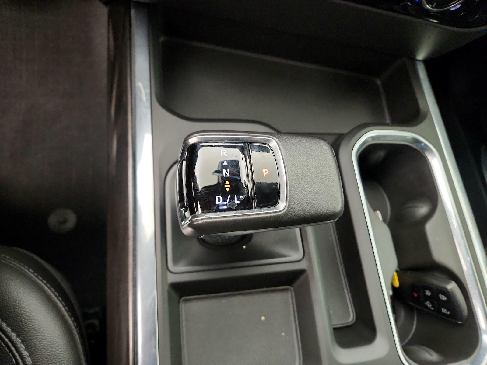 2022 Chevrolet Silverado 1500 LTZ - Photo 18