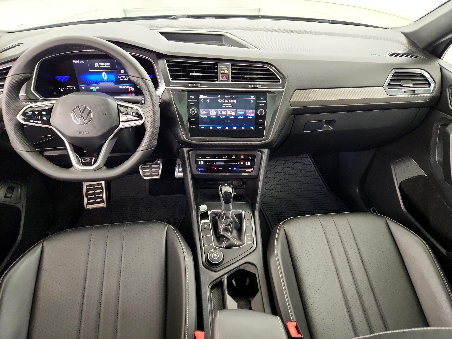 Thumbnail: 2022 Volkswagen Tiguan - 9