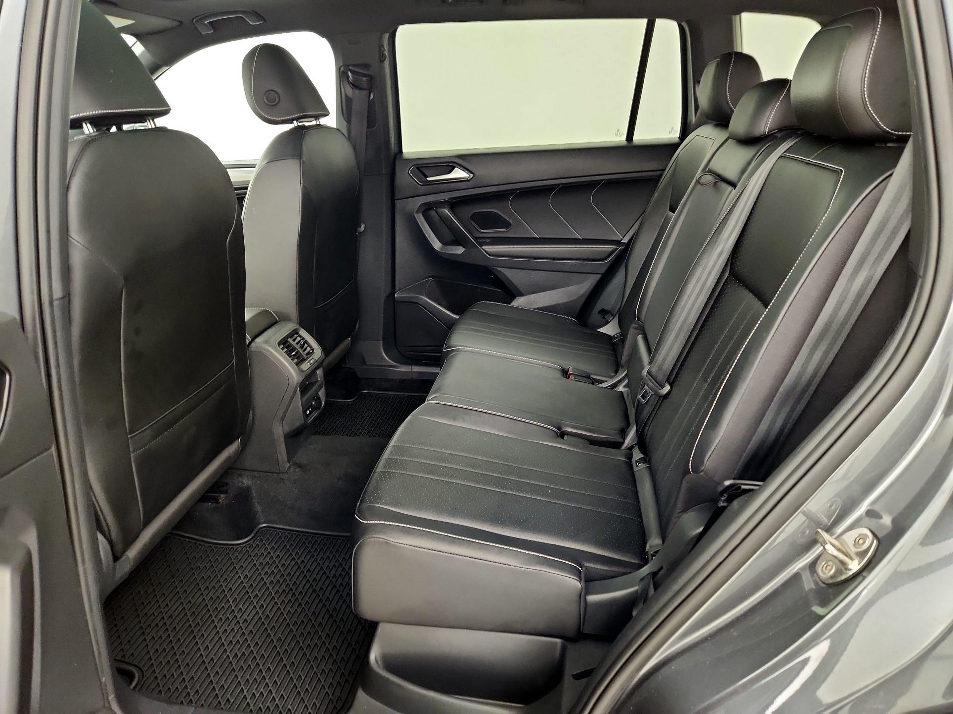 Thumbnail: 2022 Volkswagen Tiguan - 20