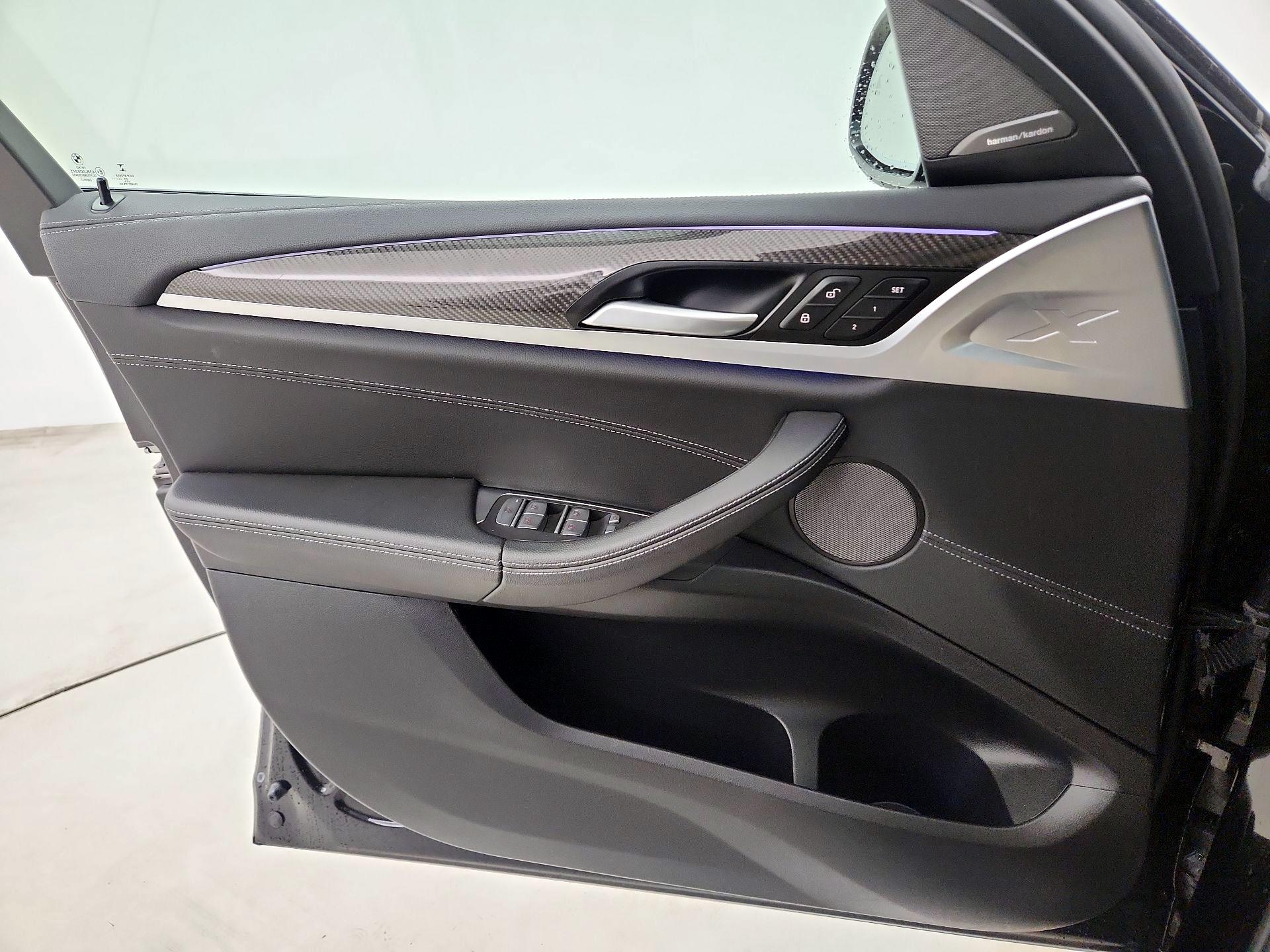 Thumbnail: 2021 BMW X4 - 12