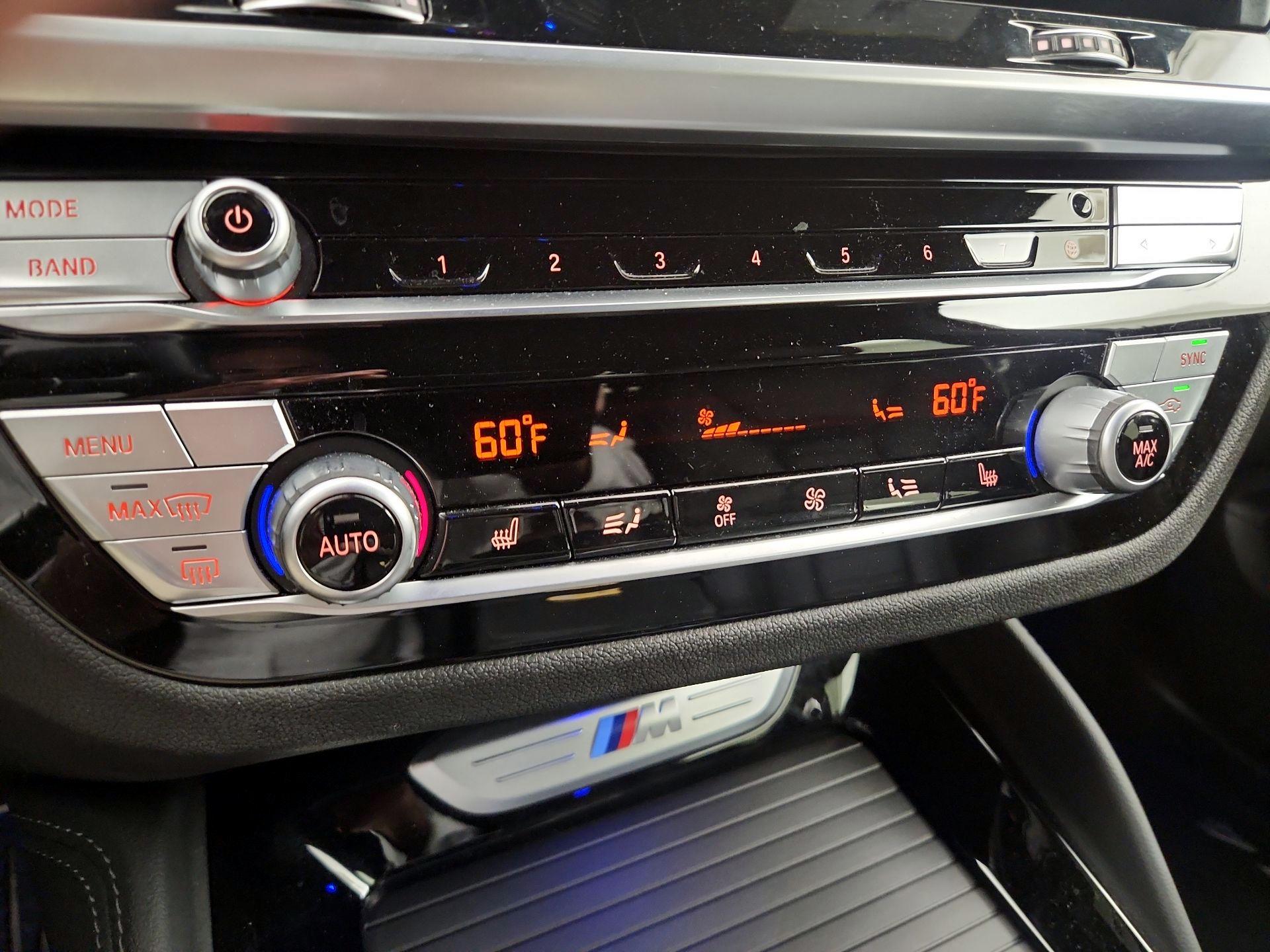 Thumbnail: 2021 BMW X4 - 17
