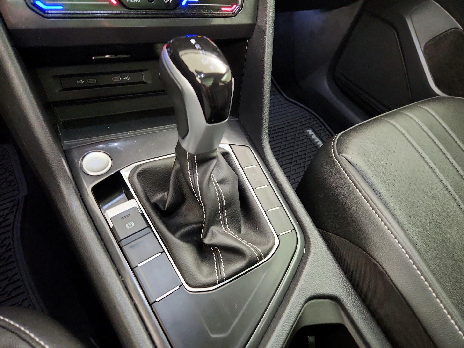 Thumbnail: 2024 Volkswagen Tiguan - 17