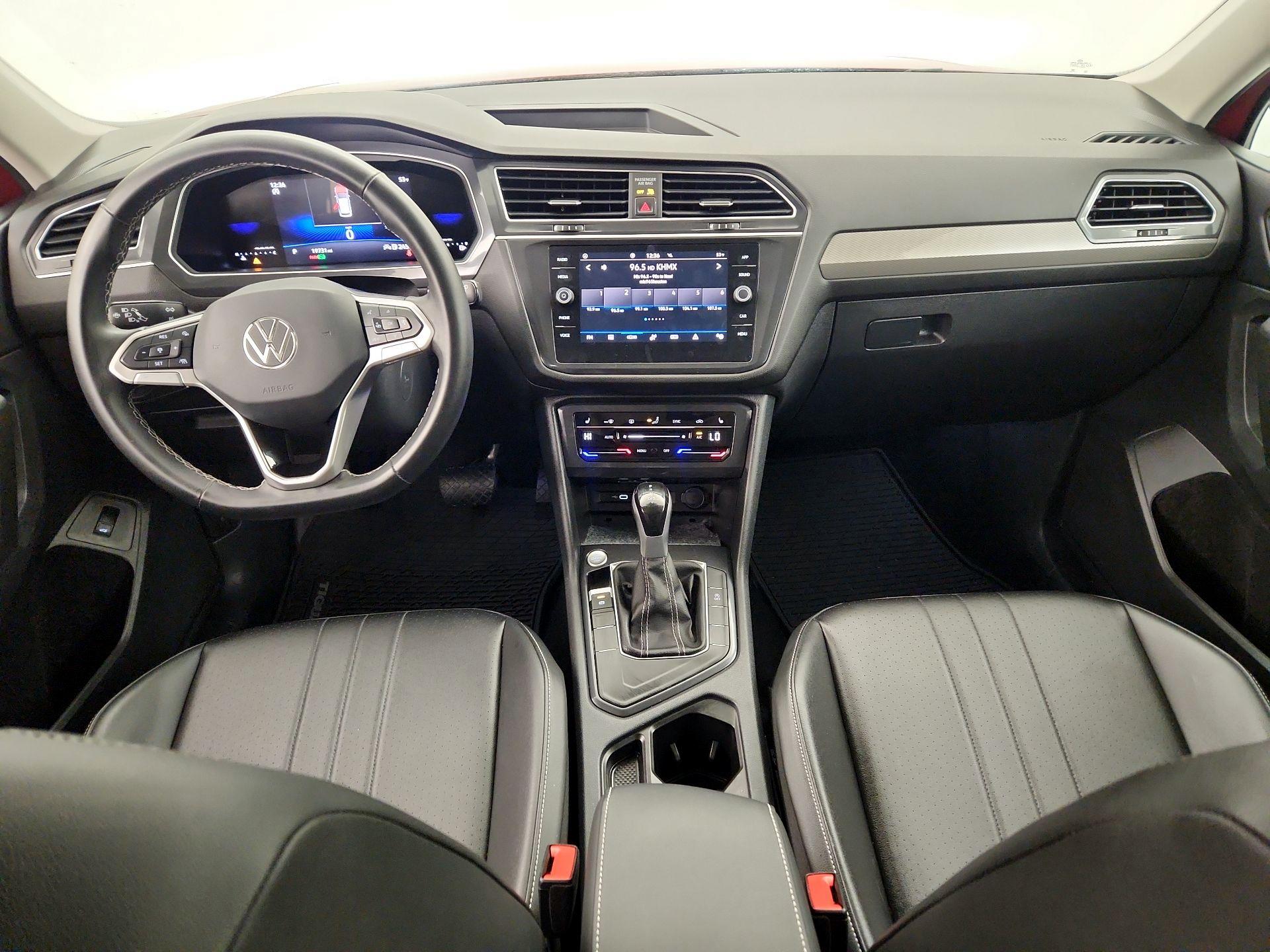 Thumbnail: 2024 Volkswagen Tiguan - 9