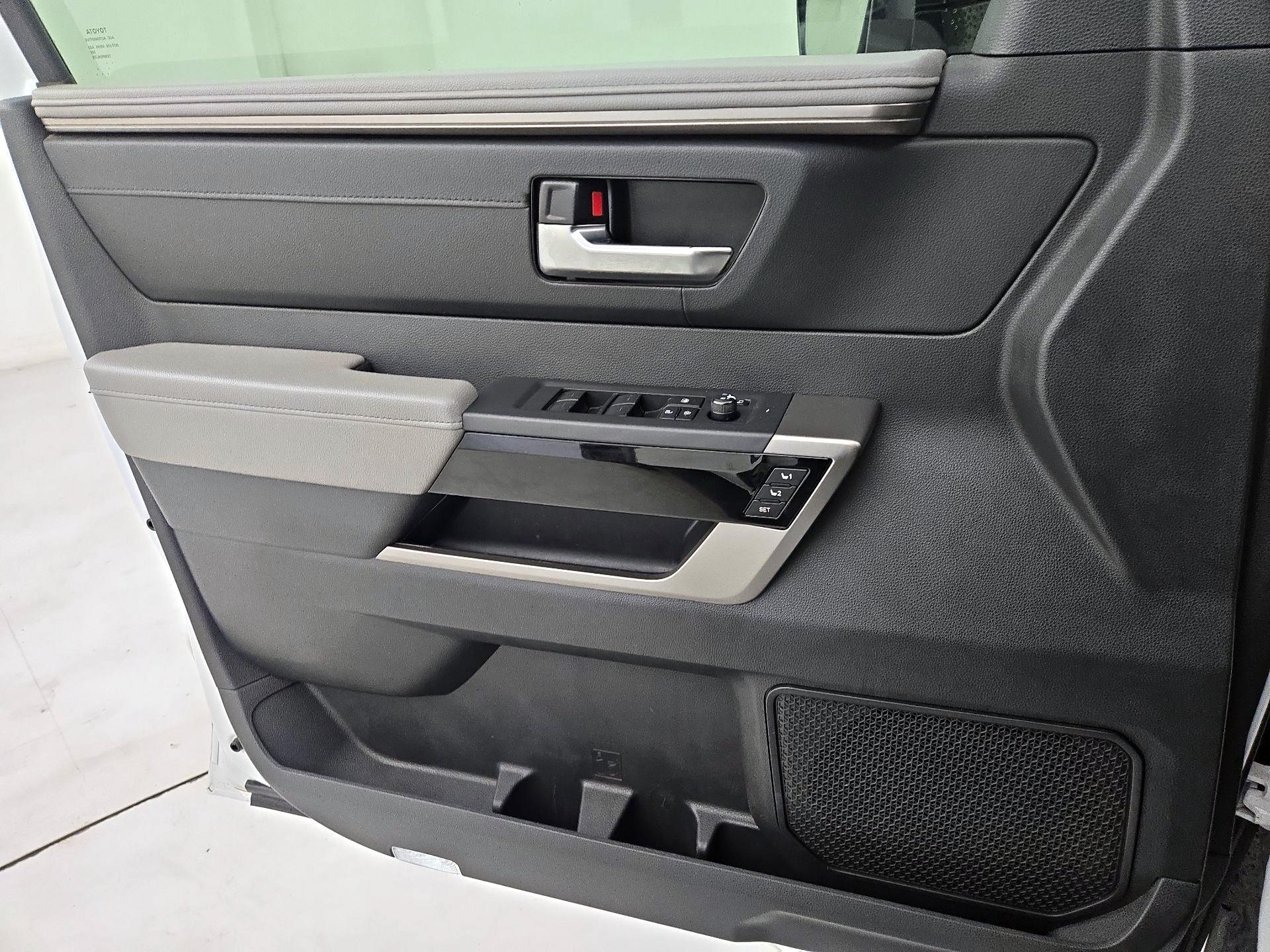 Thumbnail: 2024 Toyota Sequoia - 12