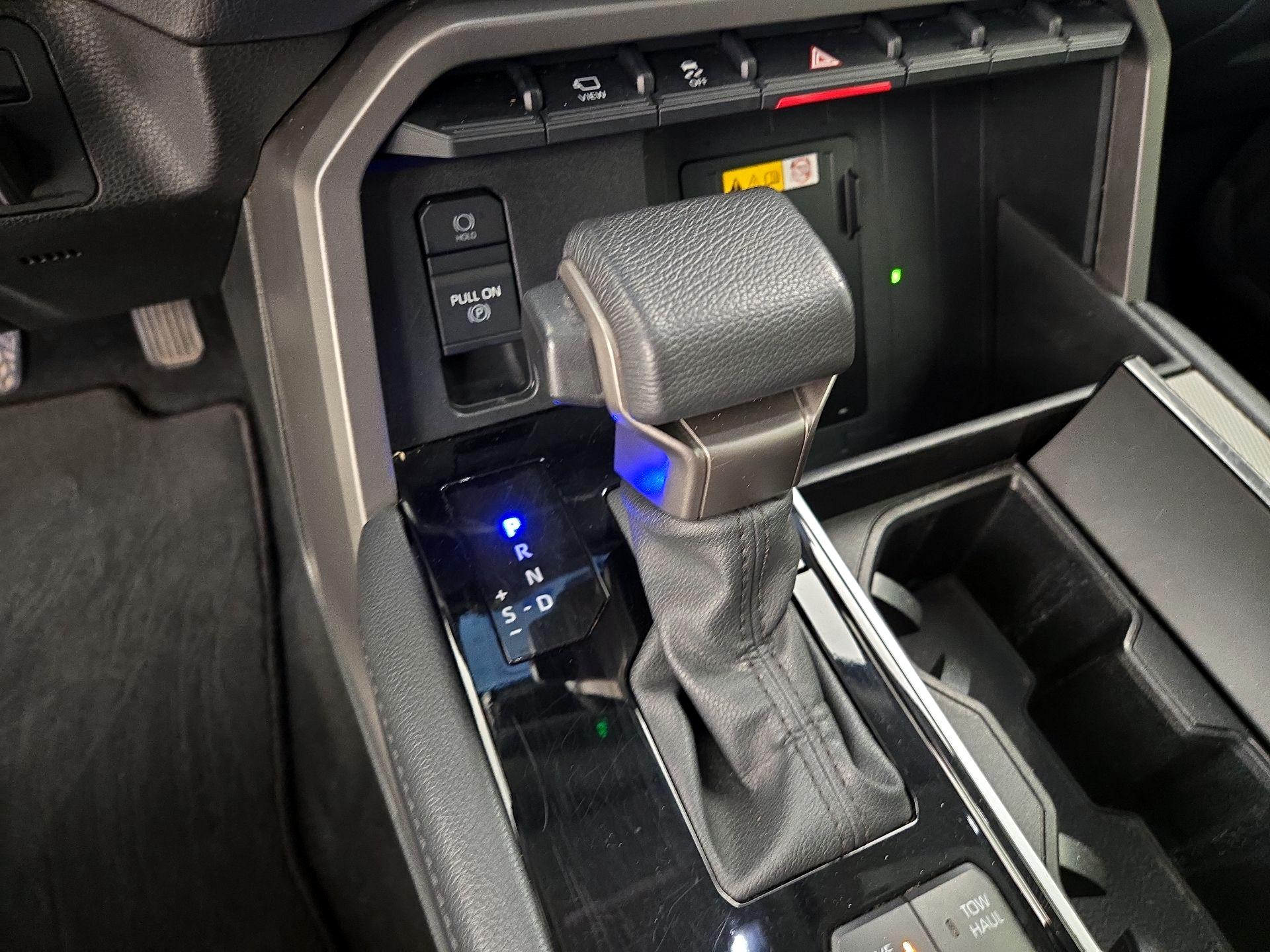 Thumbnail: 2024 Toyota Sequoia - 17