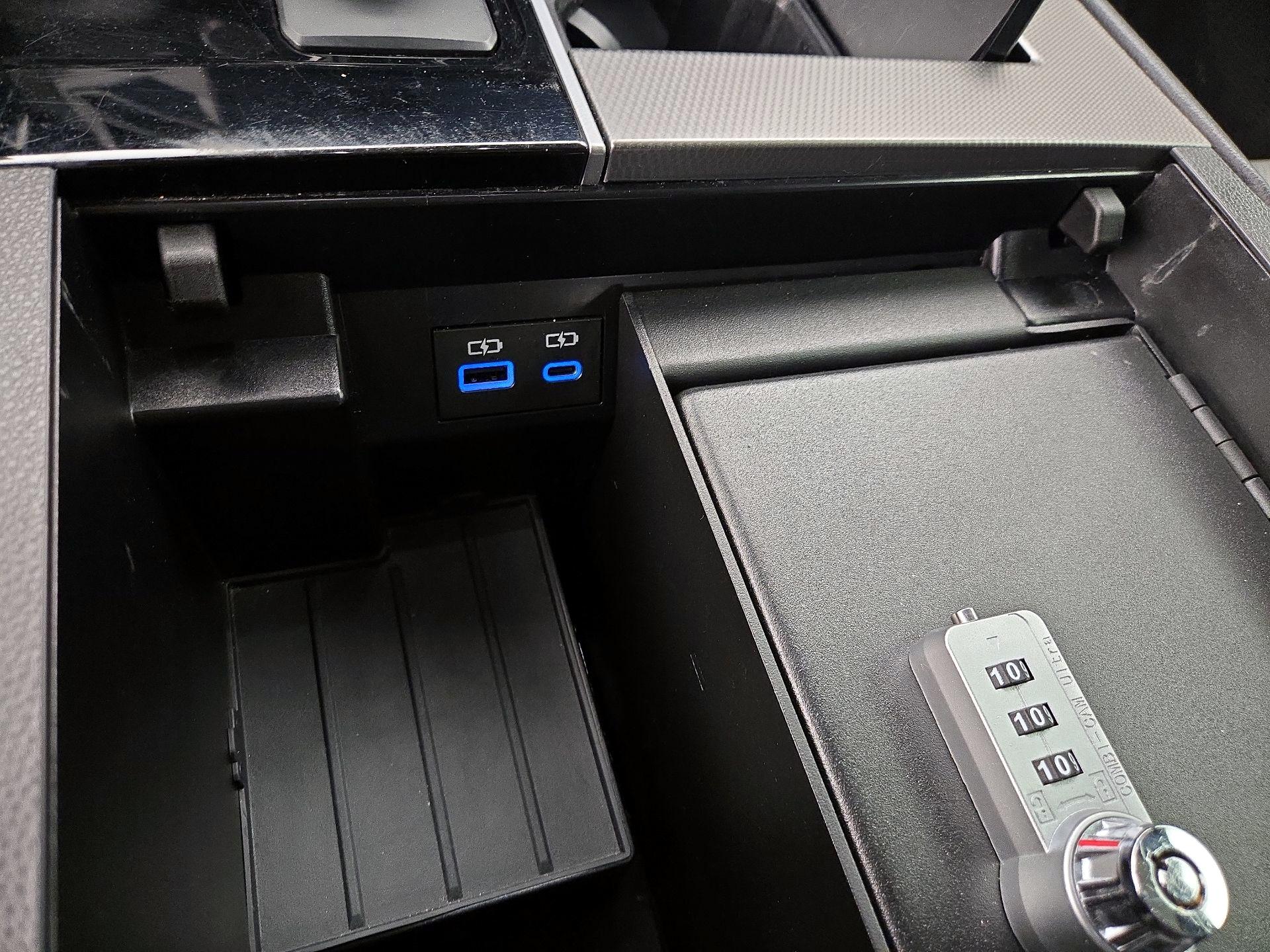 Thumbnail: 2024 Toyota Sequoia - 18