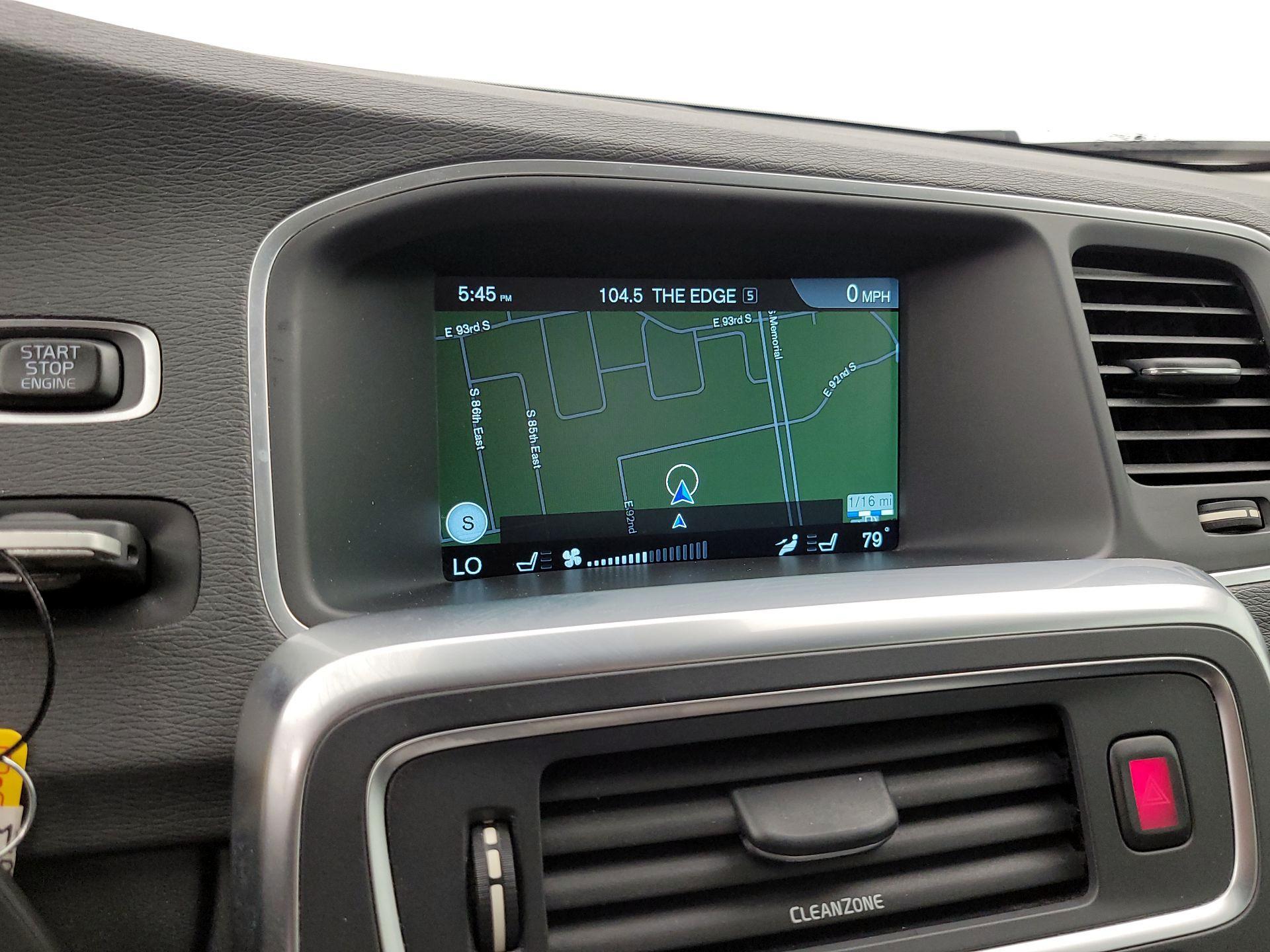 Thumbnail: 2017 Volvo S60 - 14