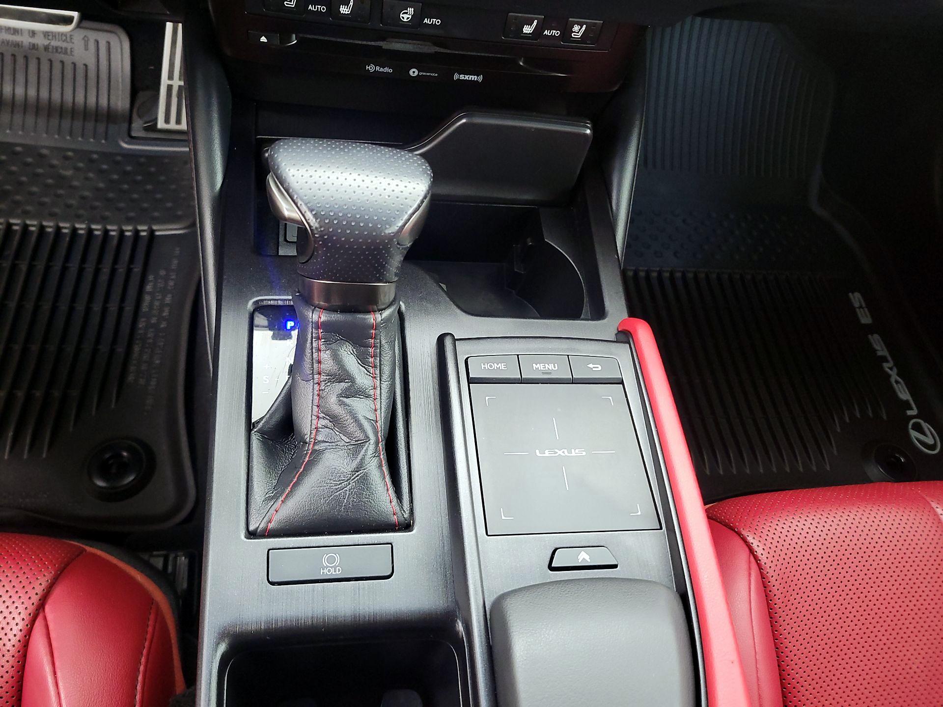 Thumbnail: 2020 Lexus ES - 17