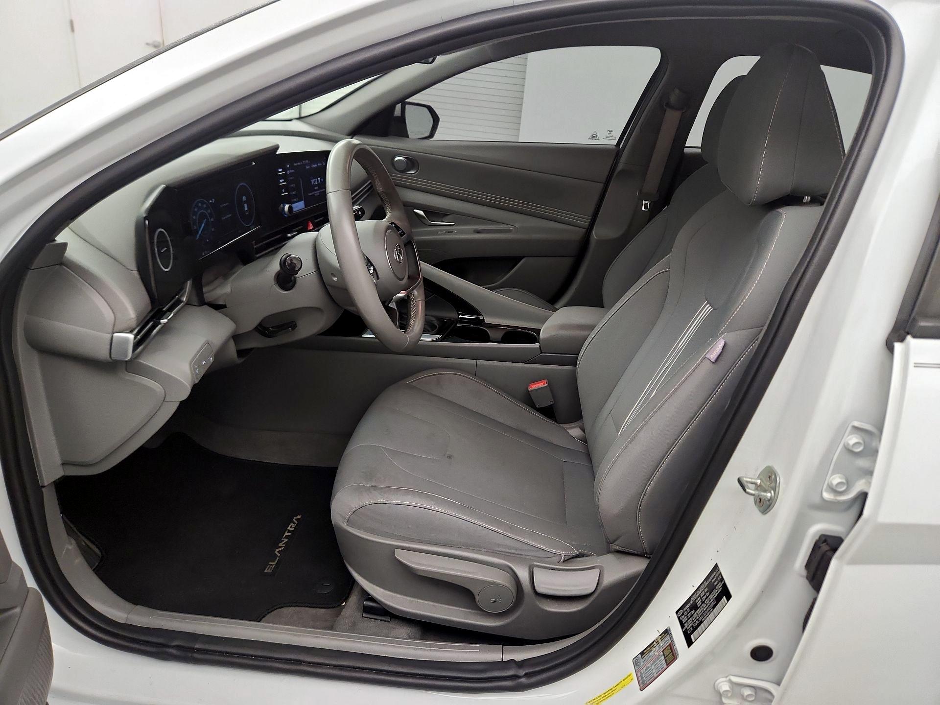 Thumbnail: 2021 Hyundai Elantra - 9