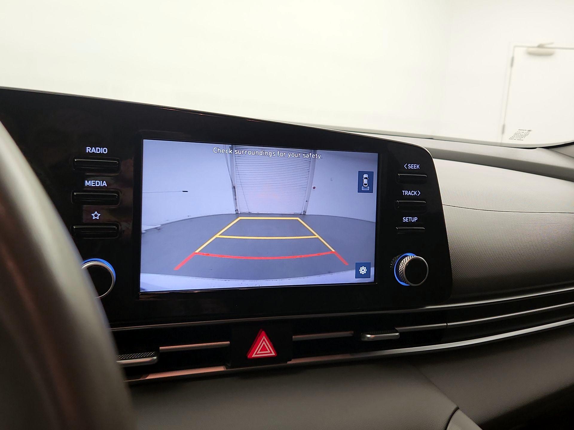 Thumbnail: 2021 Hyundai Elantra - 12