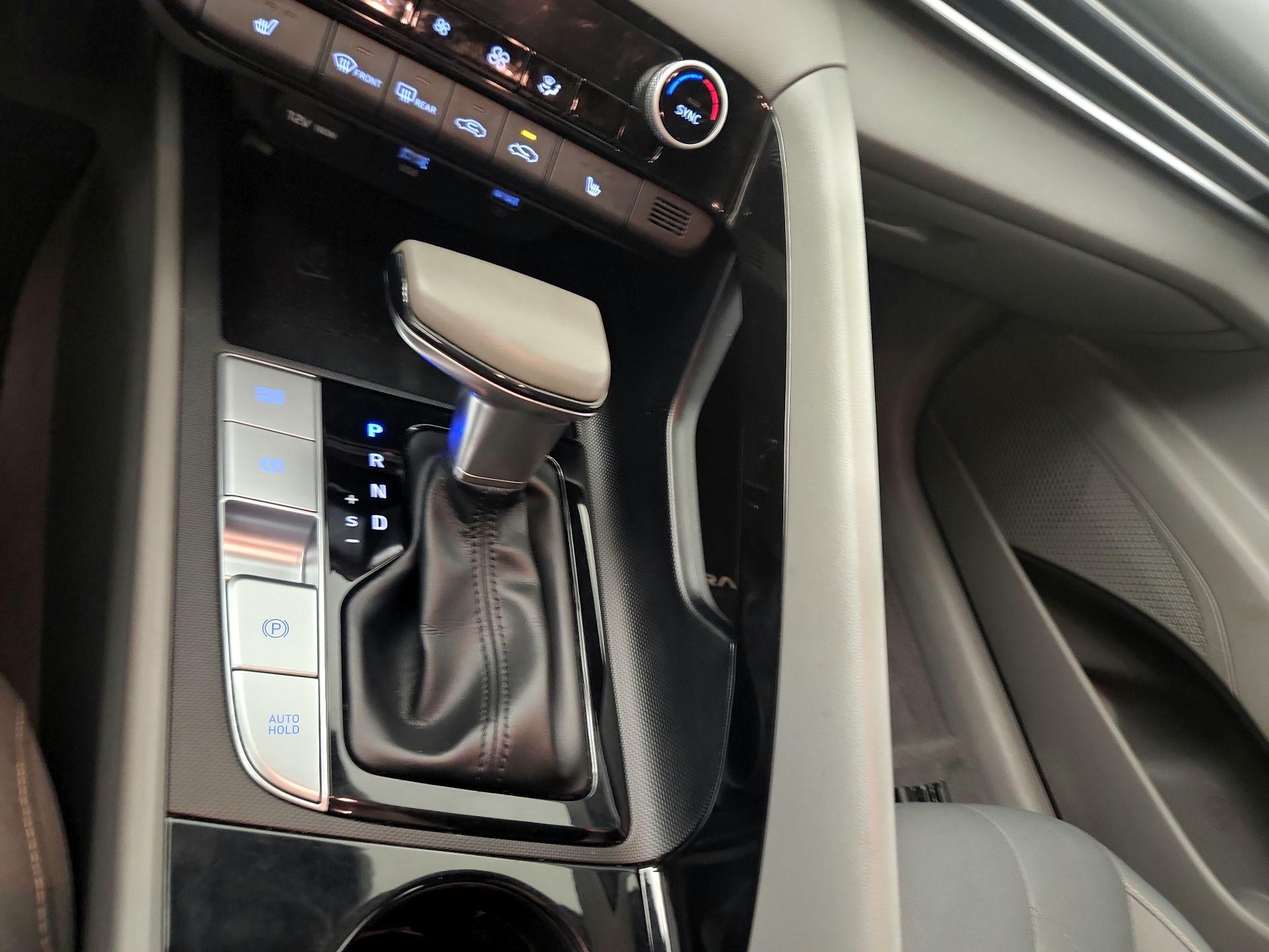 Thumbnail: 2021 Hyundai Elantra - 15