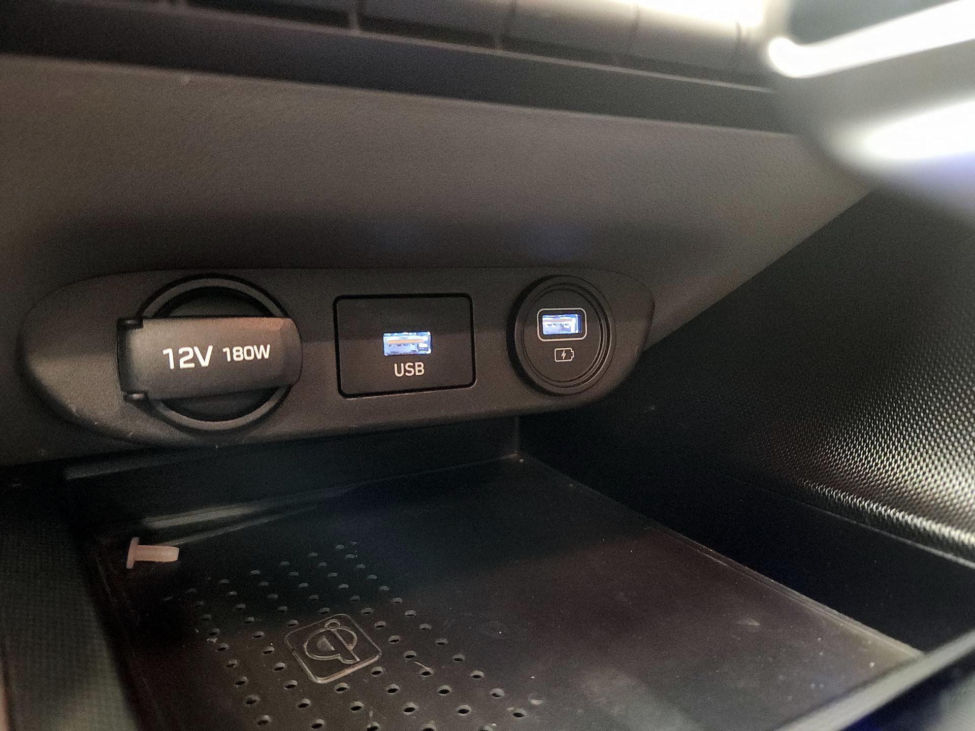 Thumbnail: 2021 Hyundai Elantra - 16