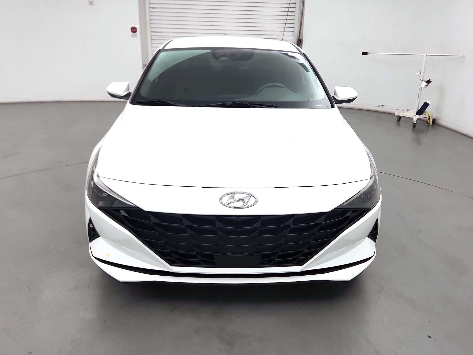Thumbnail: 2021 Hyundai Elantra - 2