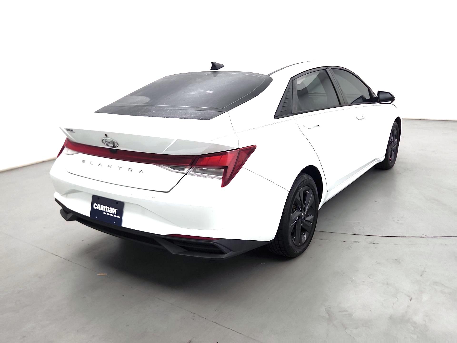 Thumbnail: 2021 Hyundai Elantra - 5