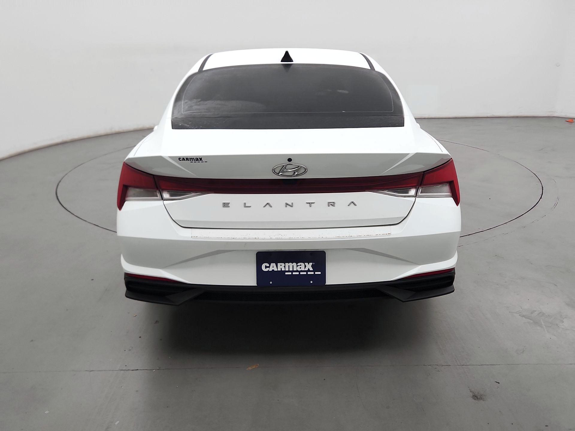 Thumbnail: 2021 Hyundai Elantra - 6