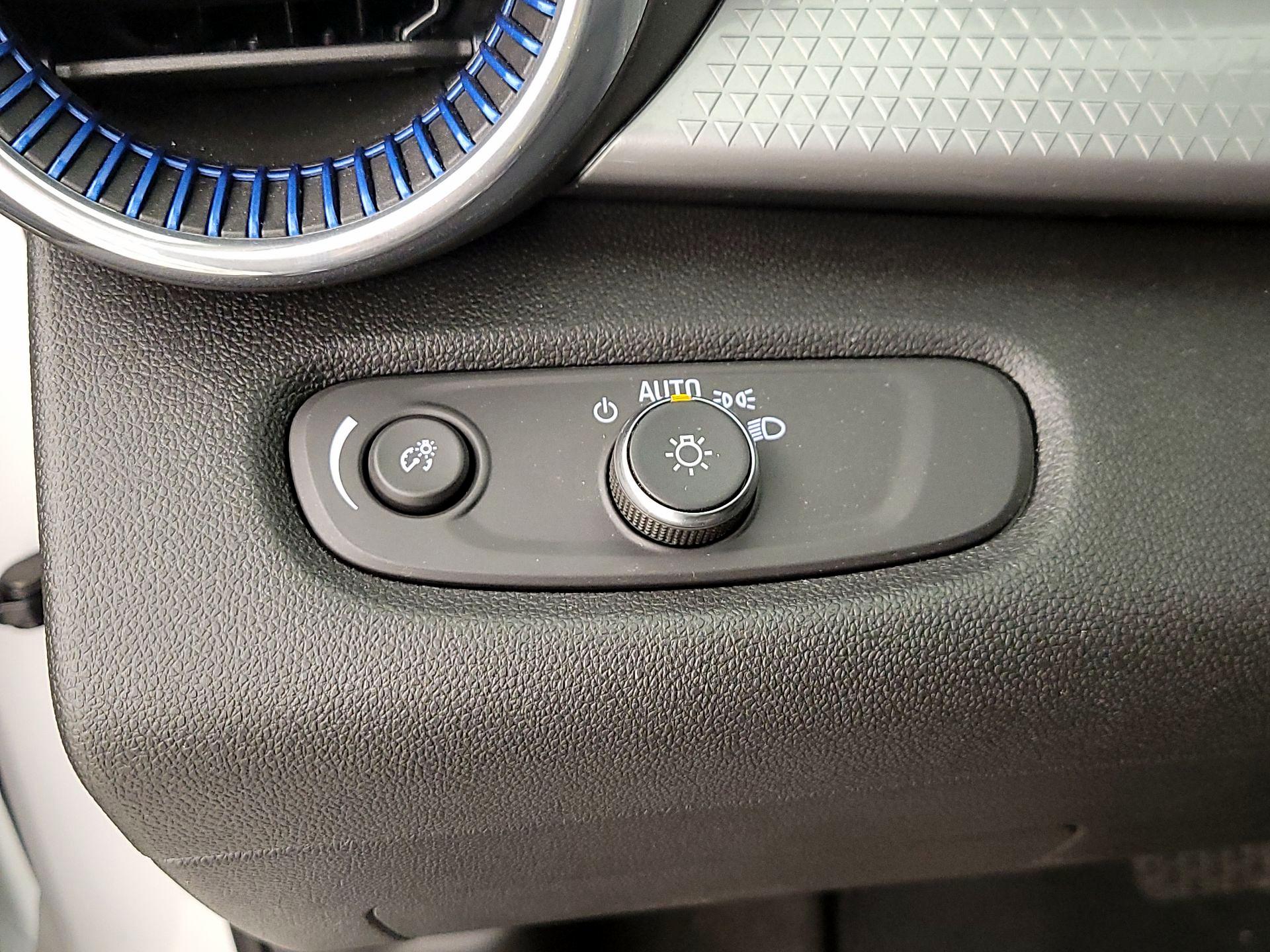 Thumbnail: 2024 Chevrolet Trax - 13