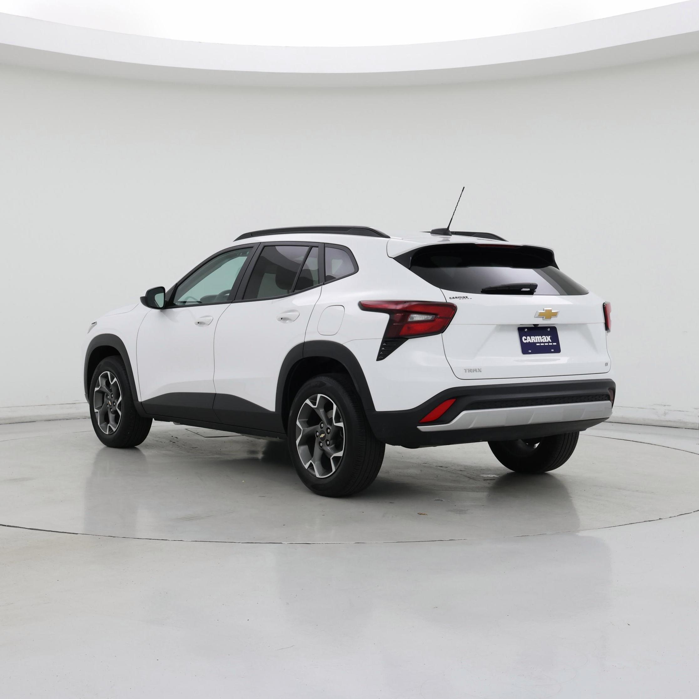 Thumbnail: 2024 Chevrolet Trax - 2