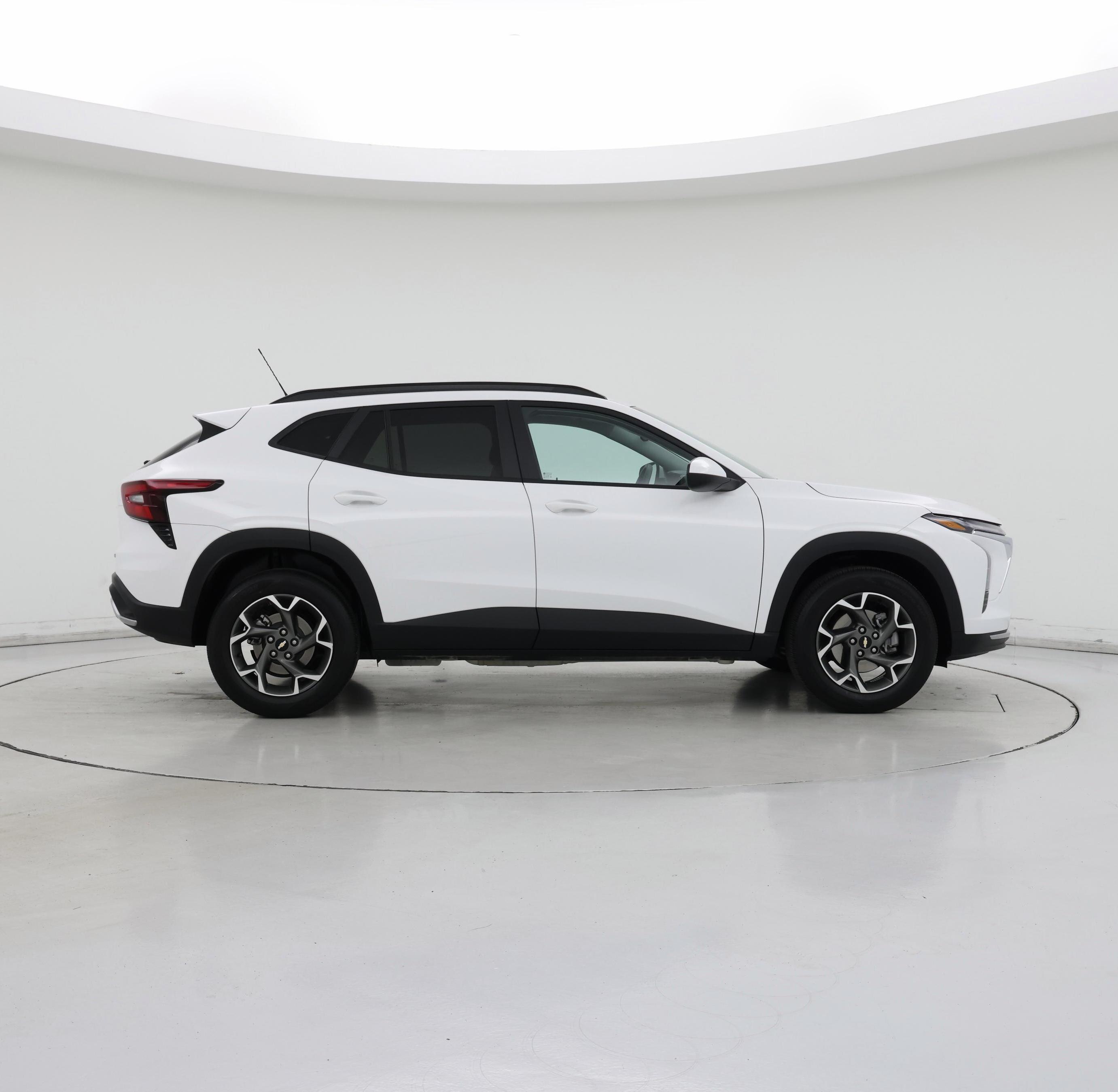 Thumbnail: 2024 Chevrolet Trax - 7