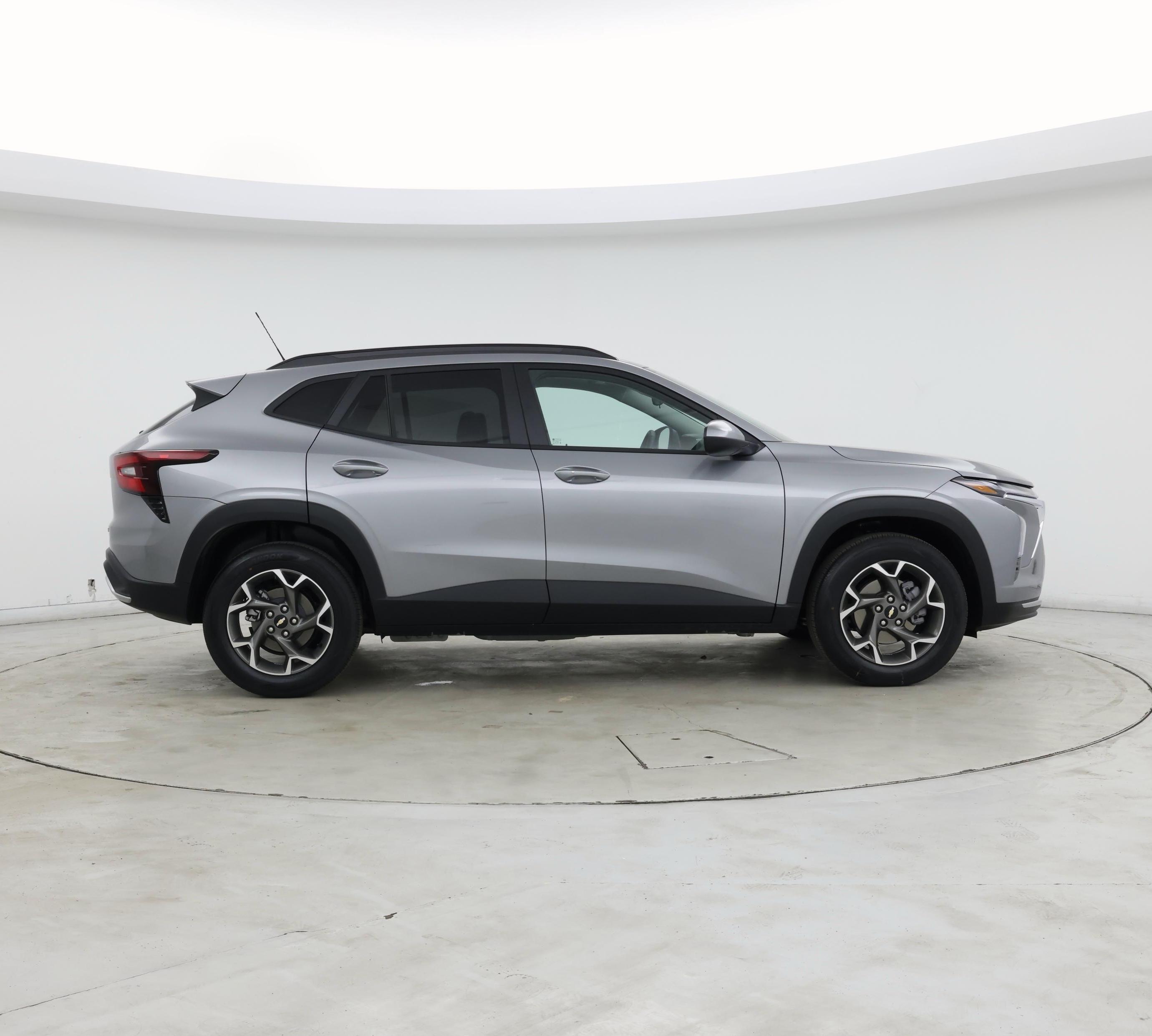 Thumbnail: 2025 Chevrolet Trax - 7