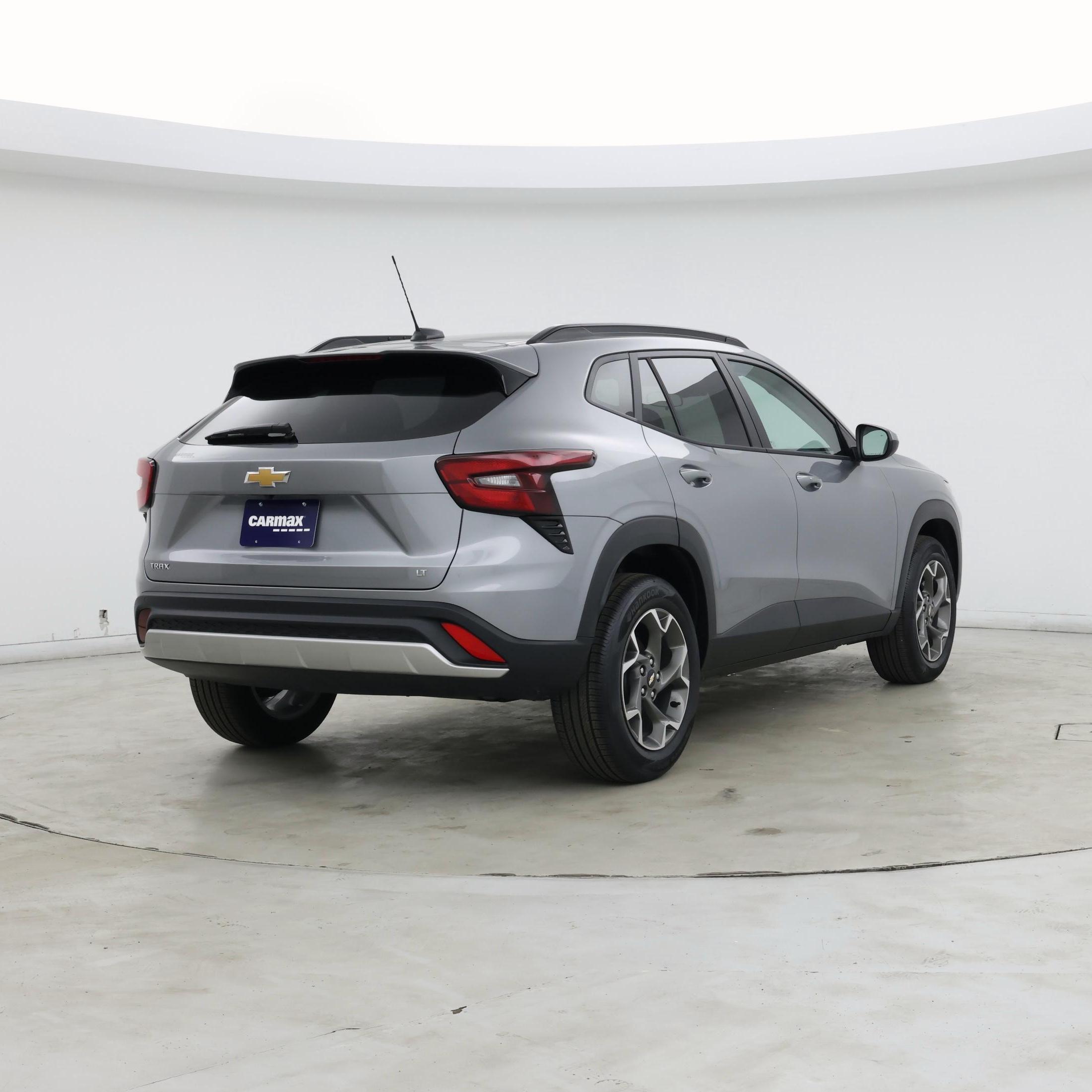 Thumbnail: 2025 Chevrolet Trax - 8