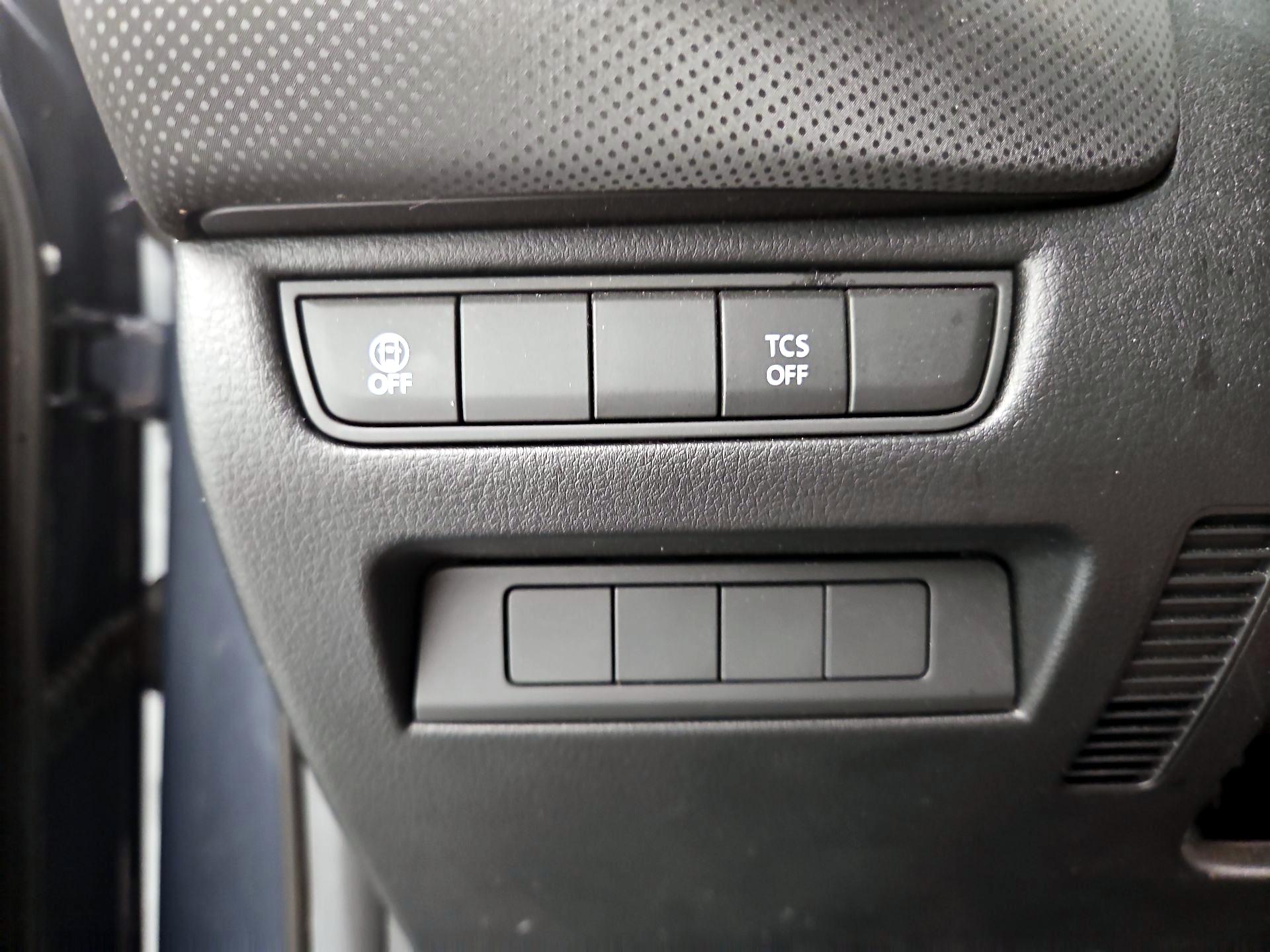 Thumbnail: 2025 Mazda CX-50 - 13